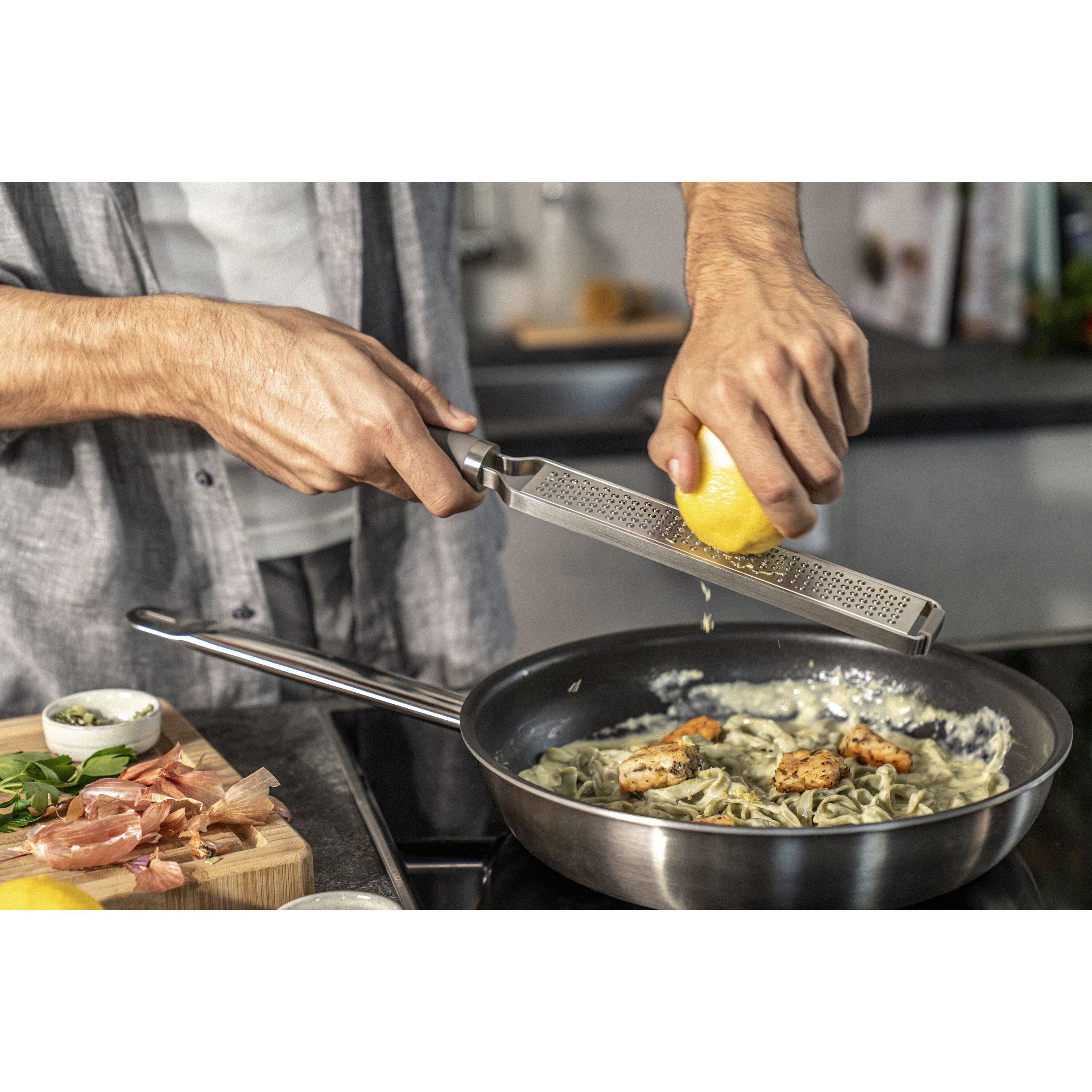 ZWILLING        Pro                Reibe, Zester, 38 cm, Grau