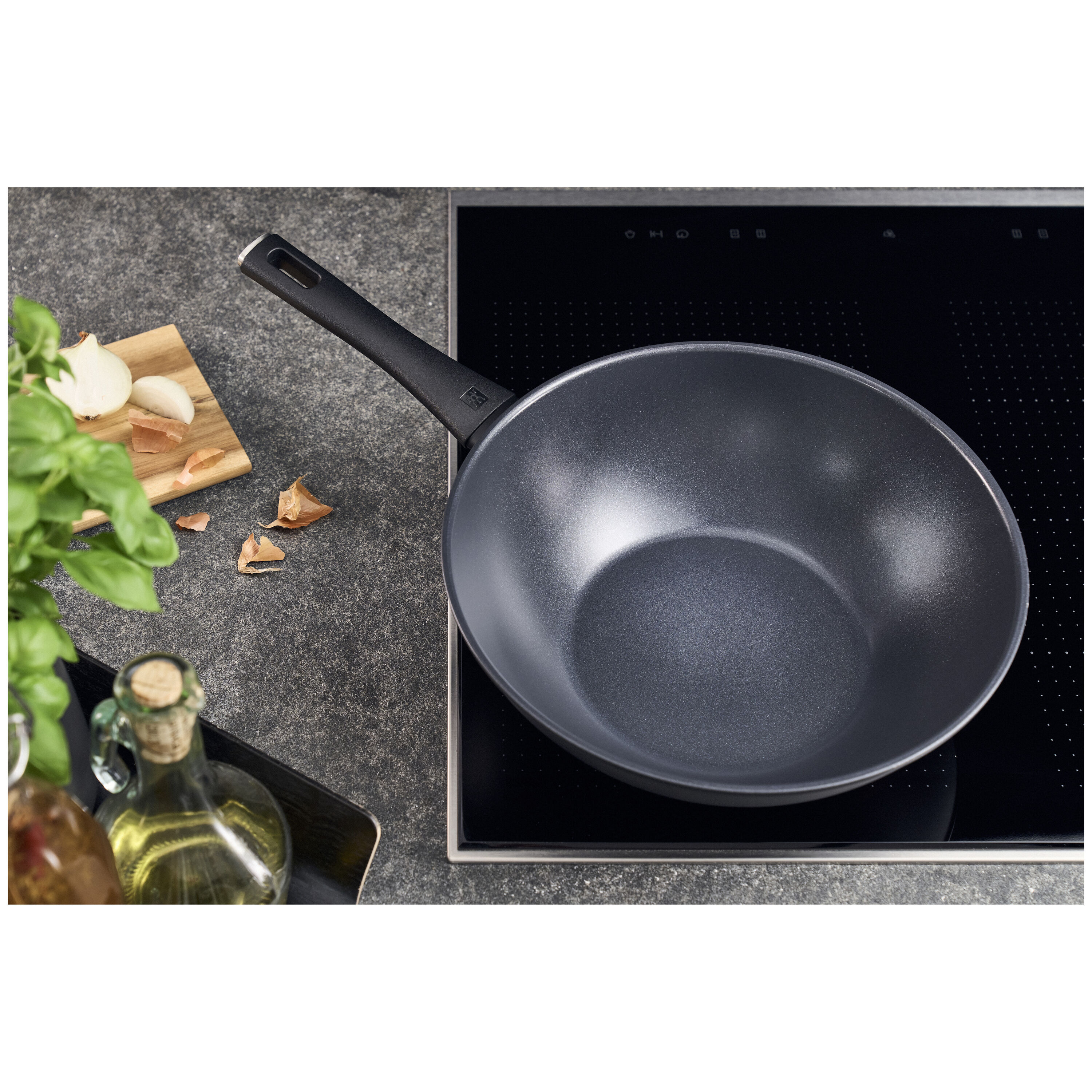 ZWILLING        Madura Plus                Wok, 30 cm, Aluminium, Titanverstärkte keramische Antihaftbeschichtung