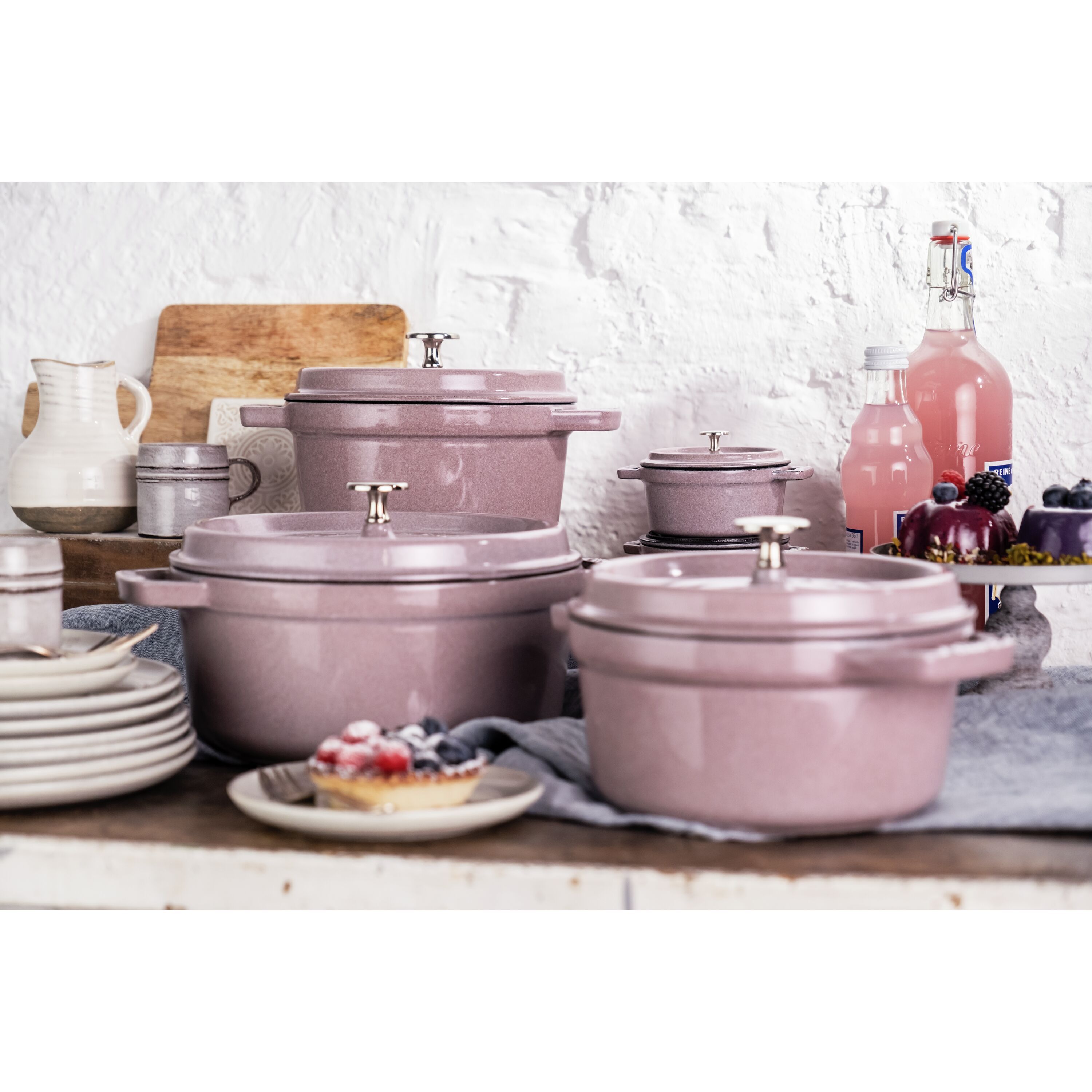 Staub        La Cocotte                Cocotte 24 cm, rund, Kirschblüte, Gusseisen