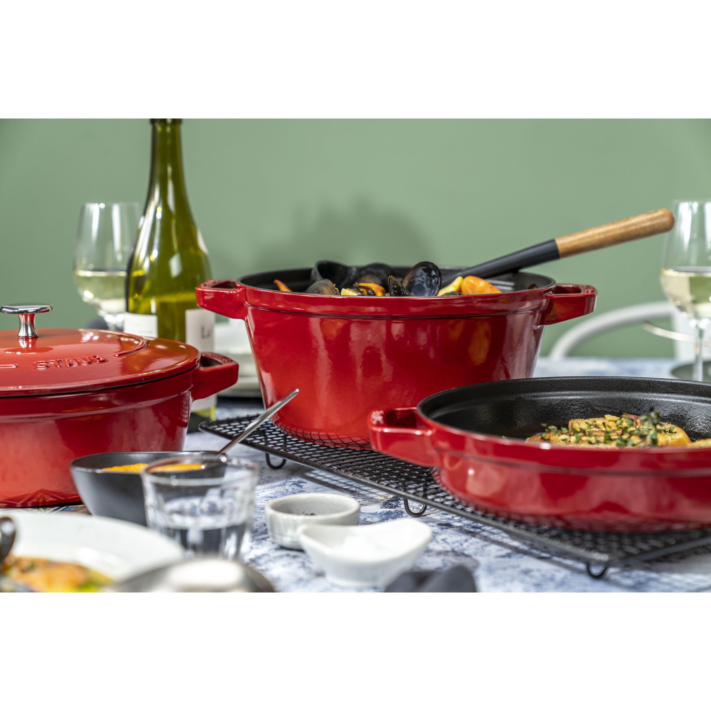 Staub        Stackable Set                Kochtopfset Stackable 3-tlg, rund, Kirsch-Rot, Gusseisen