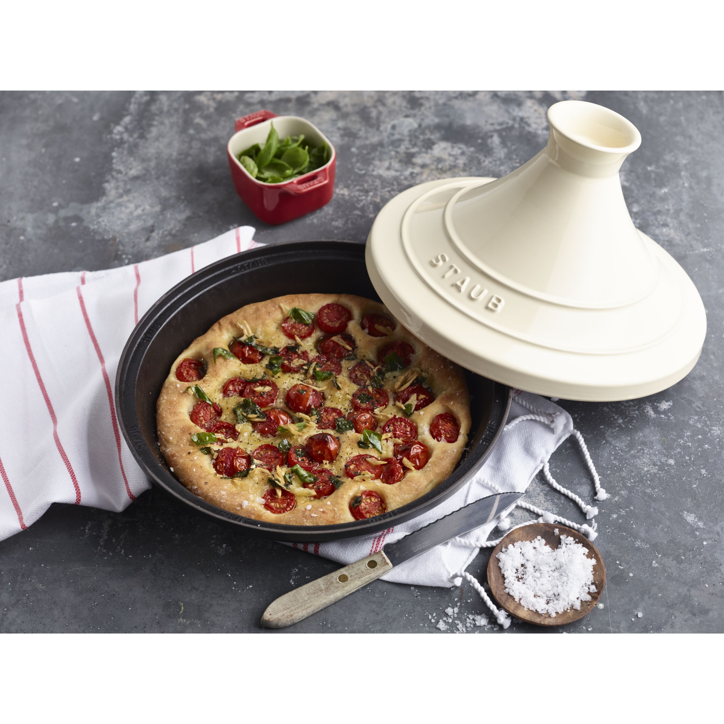 Staub        Specialities                Tajine 20 cm, rund, Cream, Gusseisen