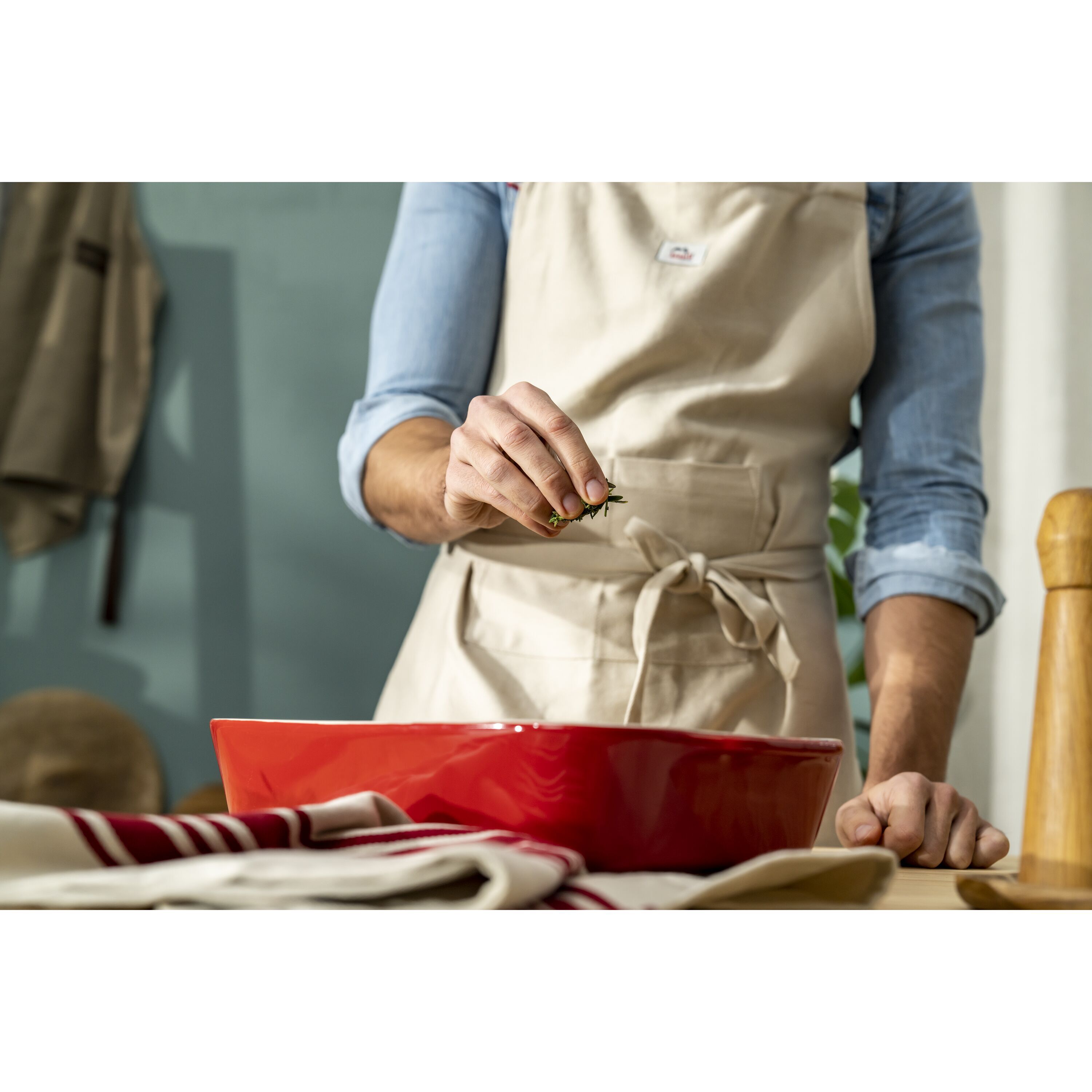 Staub        Ceramique                Auflaufform 34 x 24 cm, rechteckig, Kirsch-Rot, Keramik