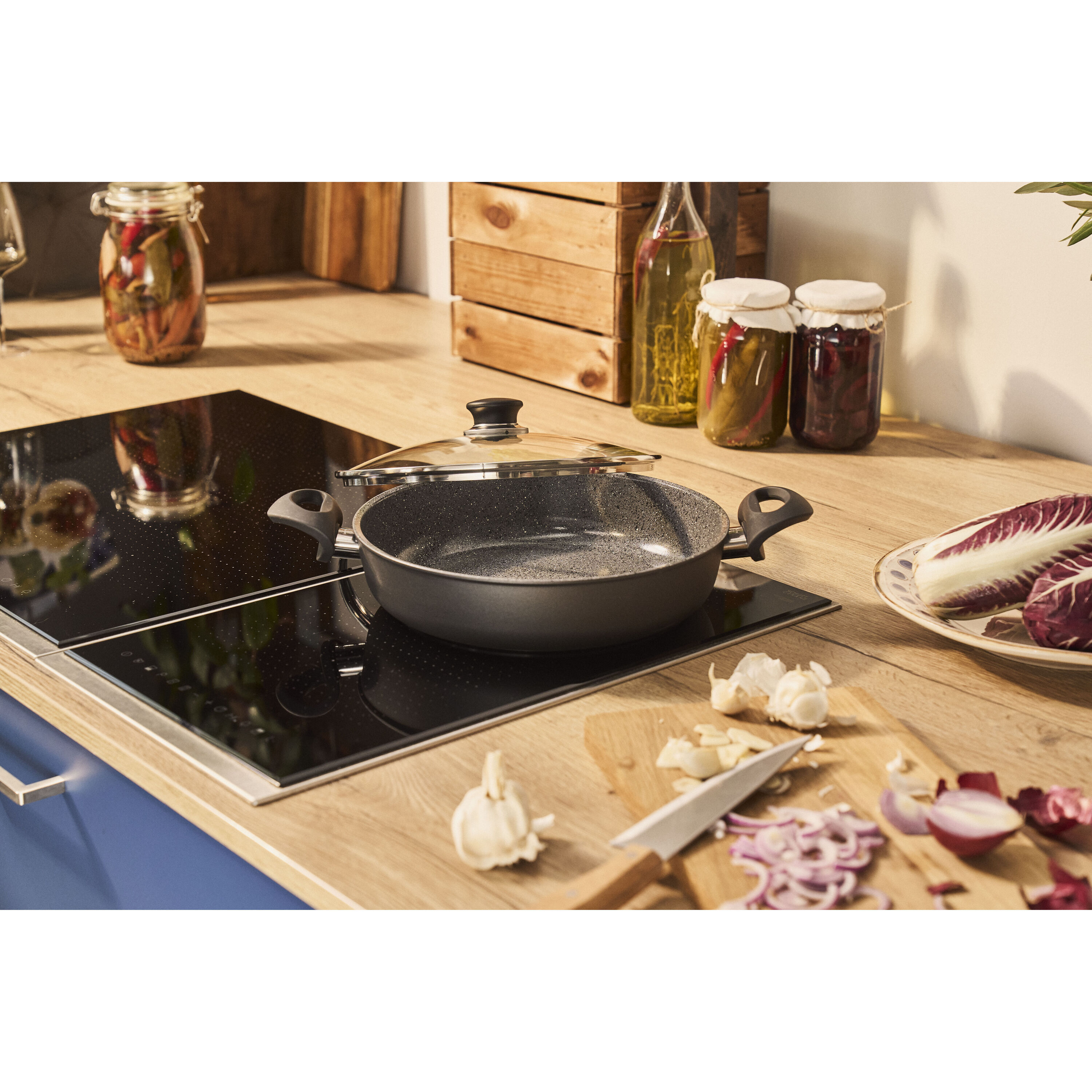 BALLARINI        Bari                Servierpfanne mit Deckel, 28 cm, Aluminium, Keramische Antihaftbeschichtung