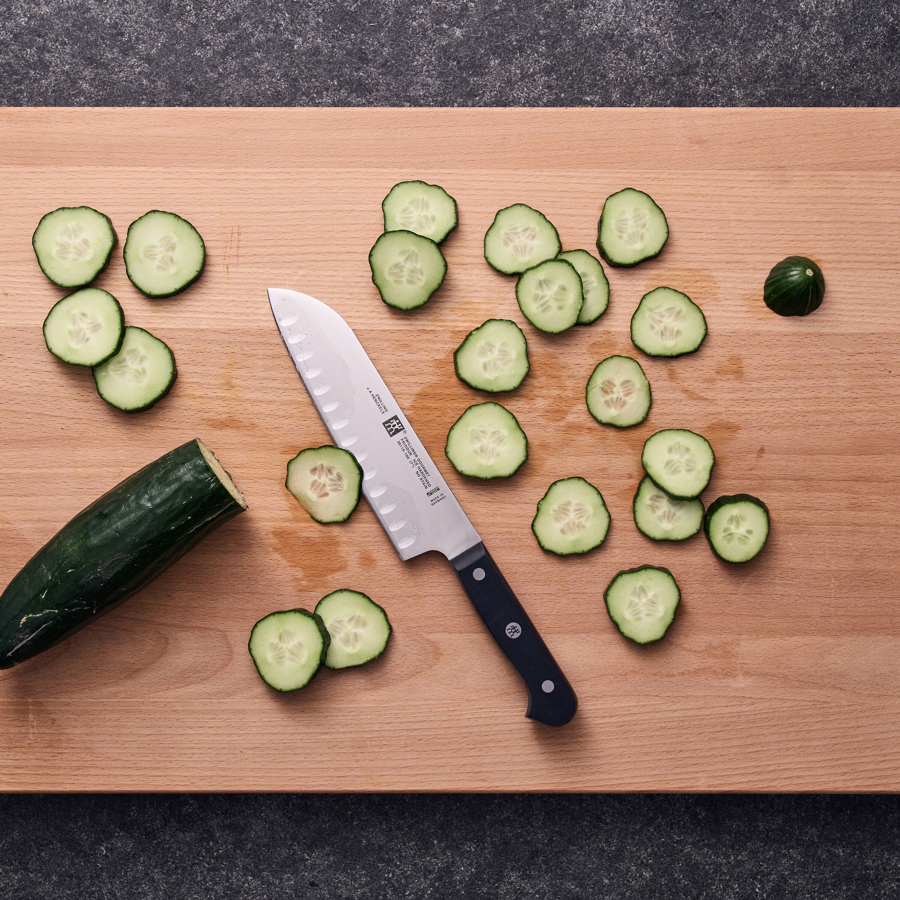 ZWILLING        Gourmet                Santokumesser 18 cm, Kullenschliff