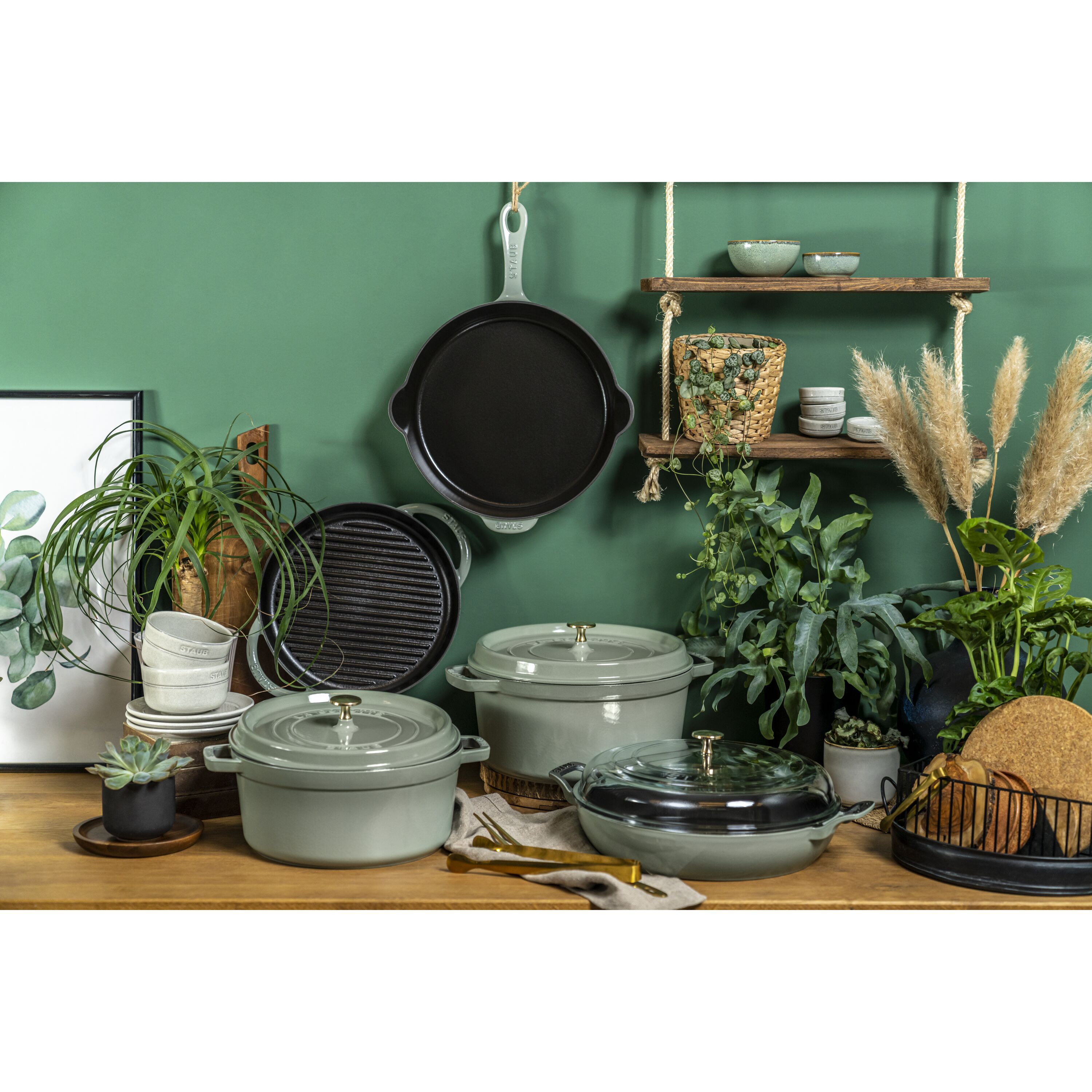 Staub        La Cocotte                Cocotte 24 cm, rund, Eukalyptus, Gusseisen