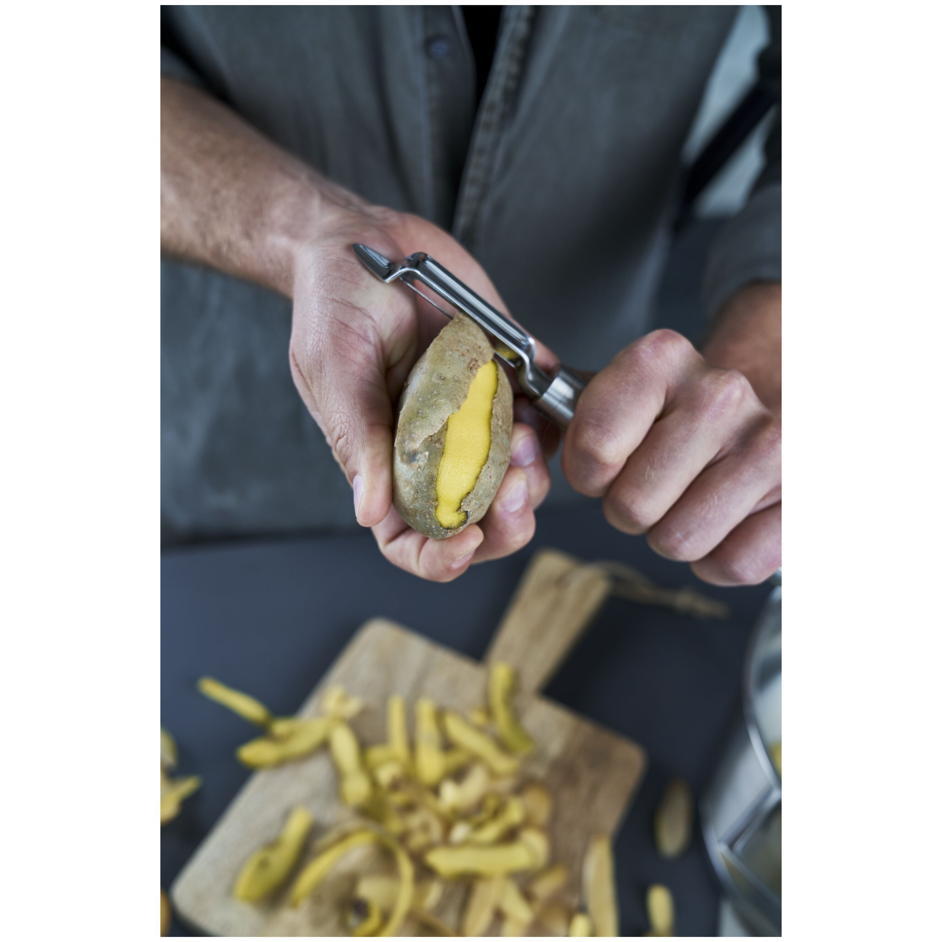 ZWILLING        Pro                Pendelschäler, 21 cm, 18/10 Edelstahl