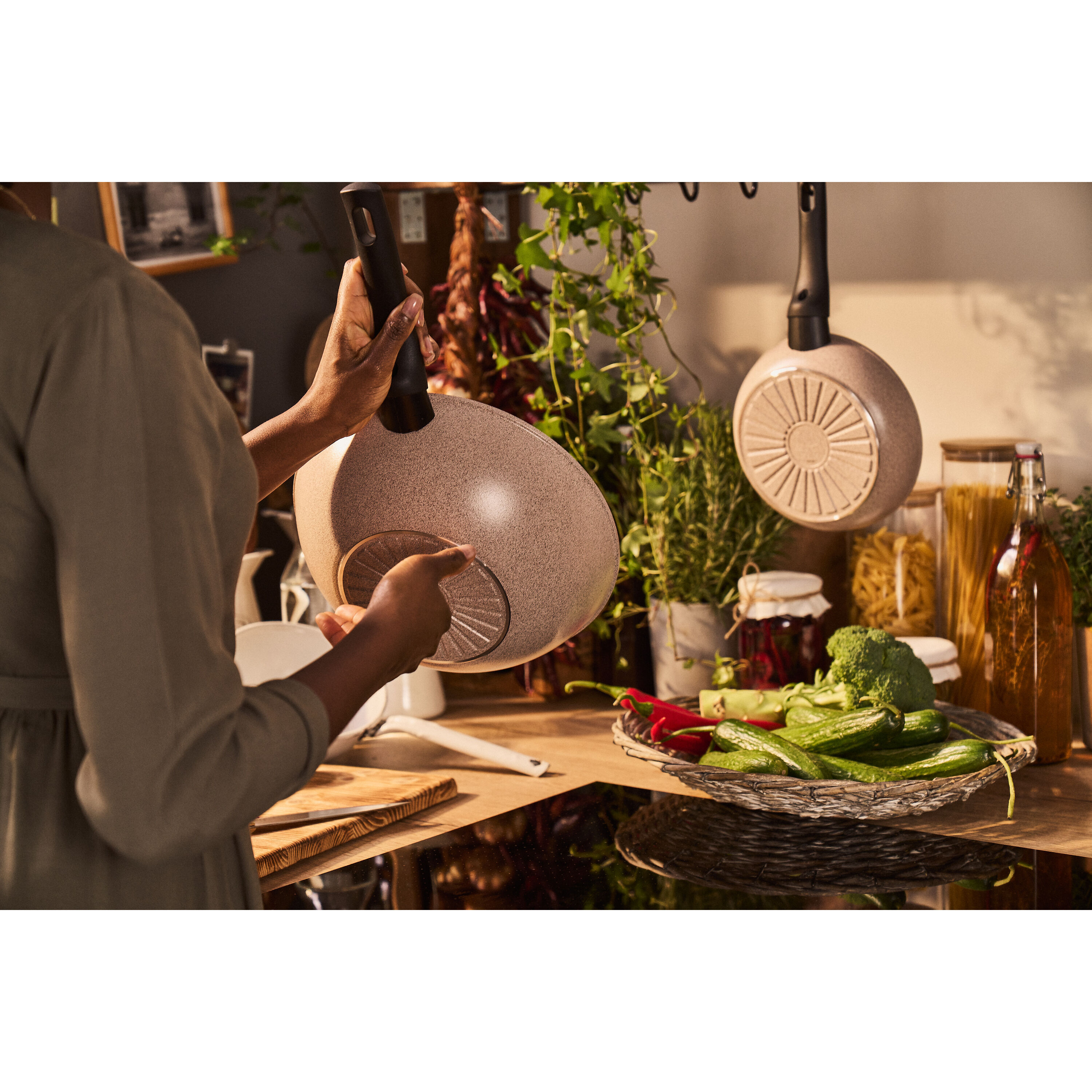 BALLARINI        Ledro                Wok, 28 cm, Aluminium, Keramische Antihaftbeschichtung