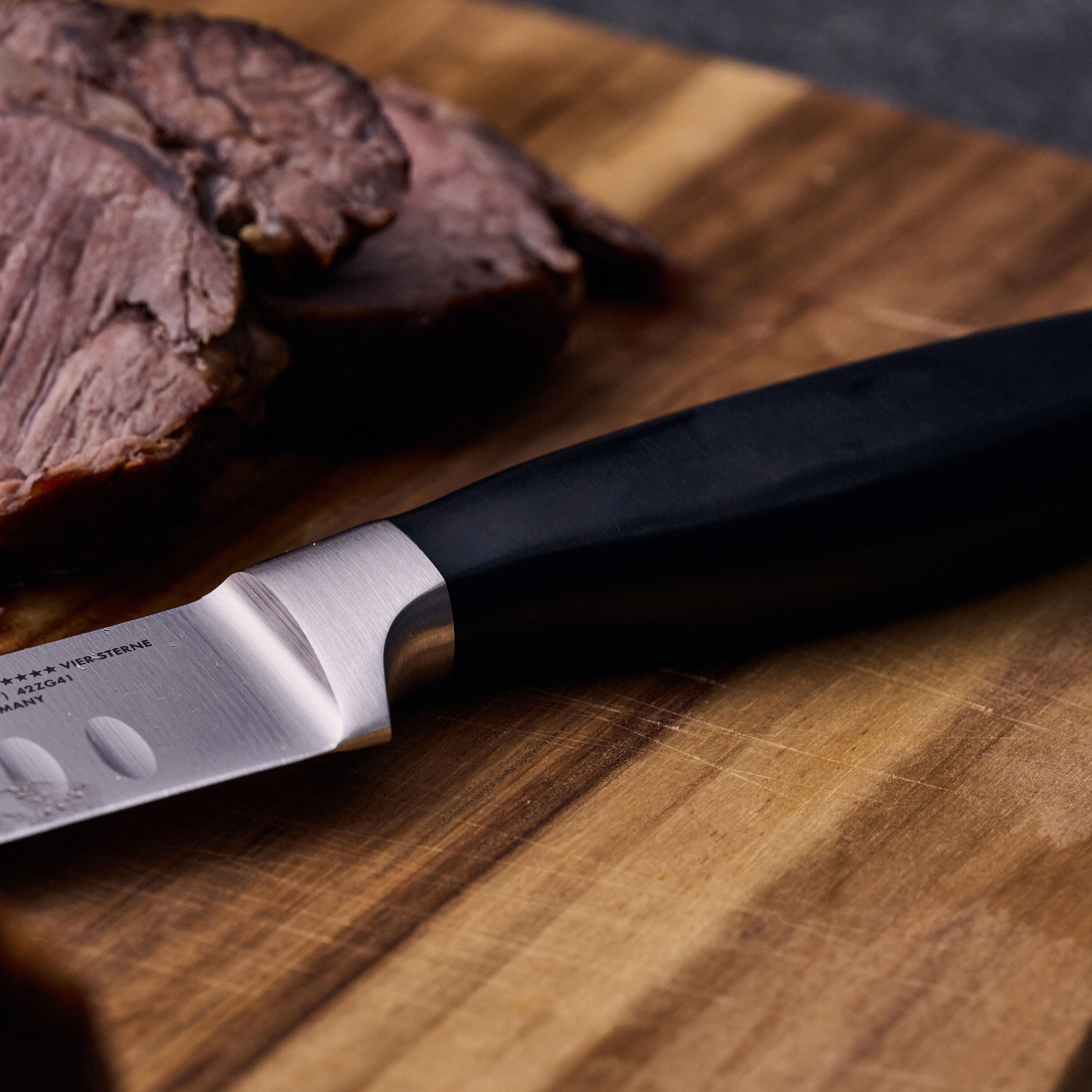 ZWILLING        **** VIER STERNE                Schinkenmesser mit Kullen 26 cm