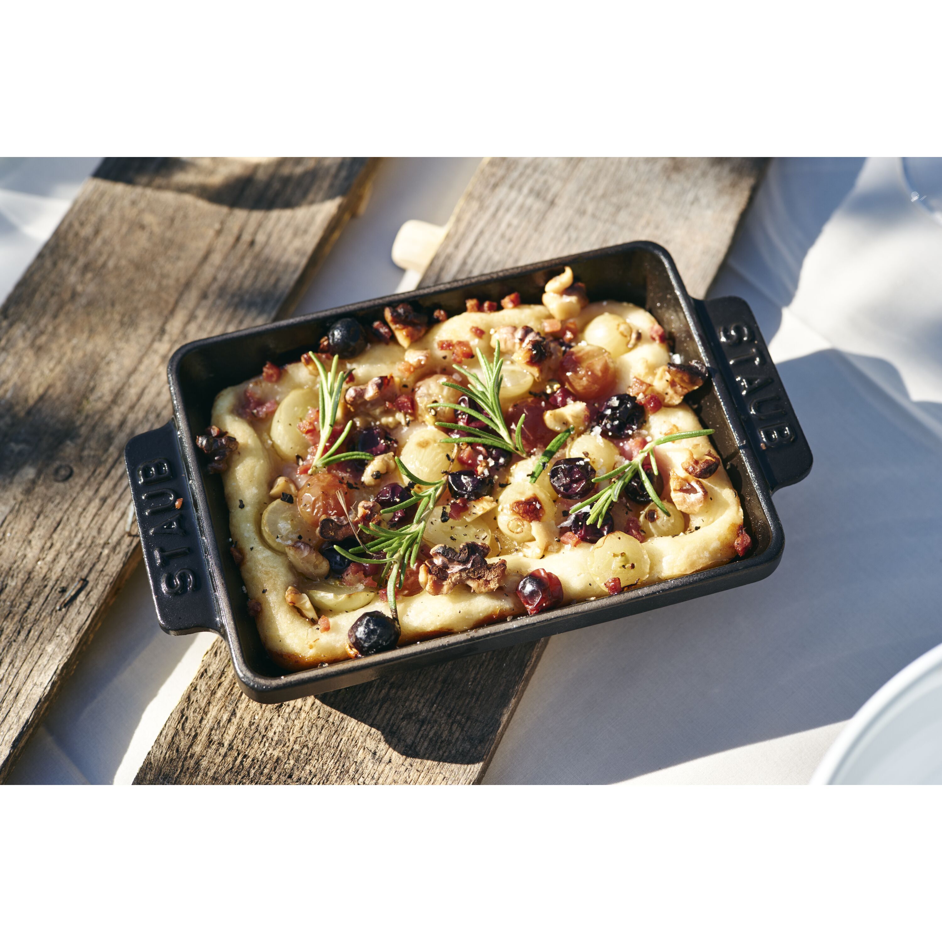 Staub        Specialities                Ofenform 15 x 11 cm, rechteckig, Schwarz, Gusseisen