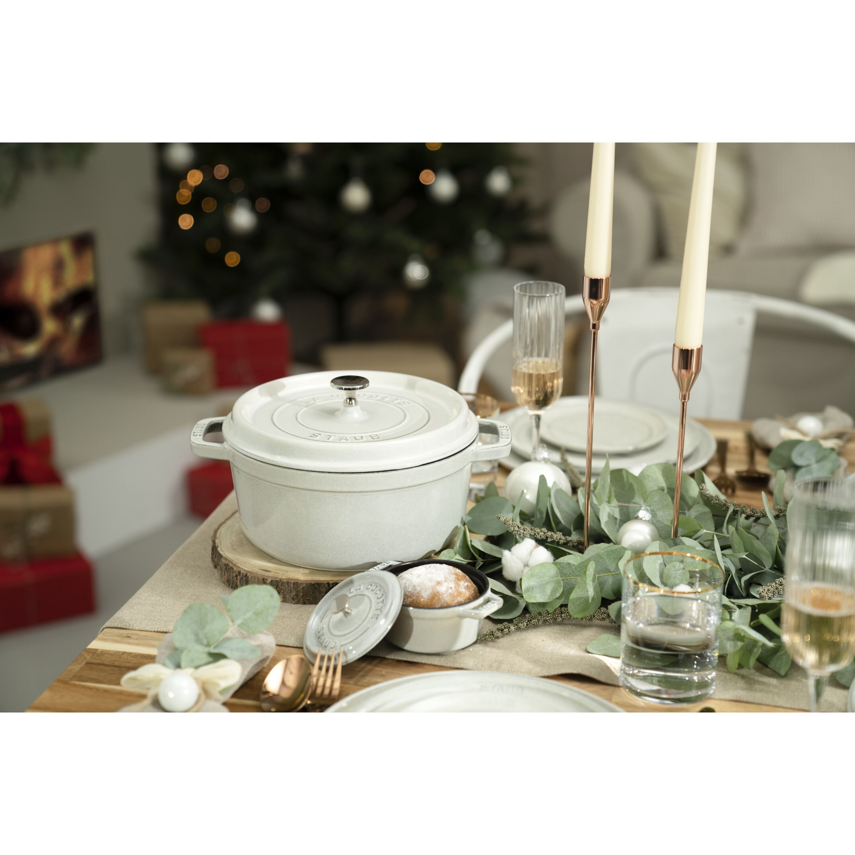 Staub        La Cocotte                Cocotte 22 cm, rund, Weisser Trüffel, Gusseisen