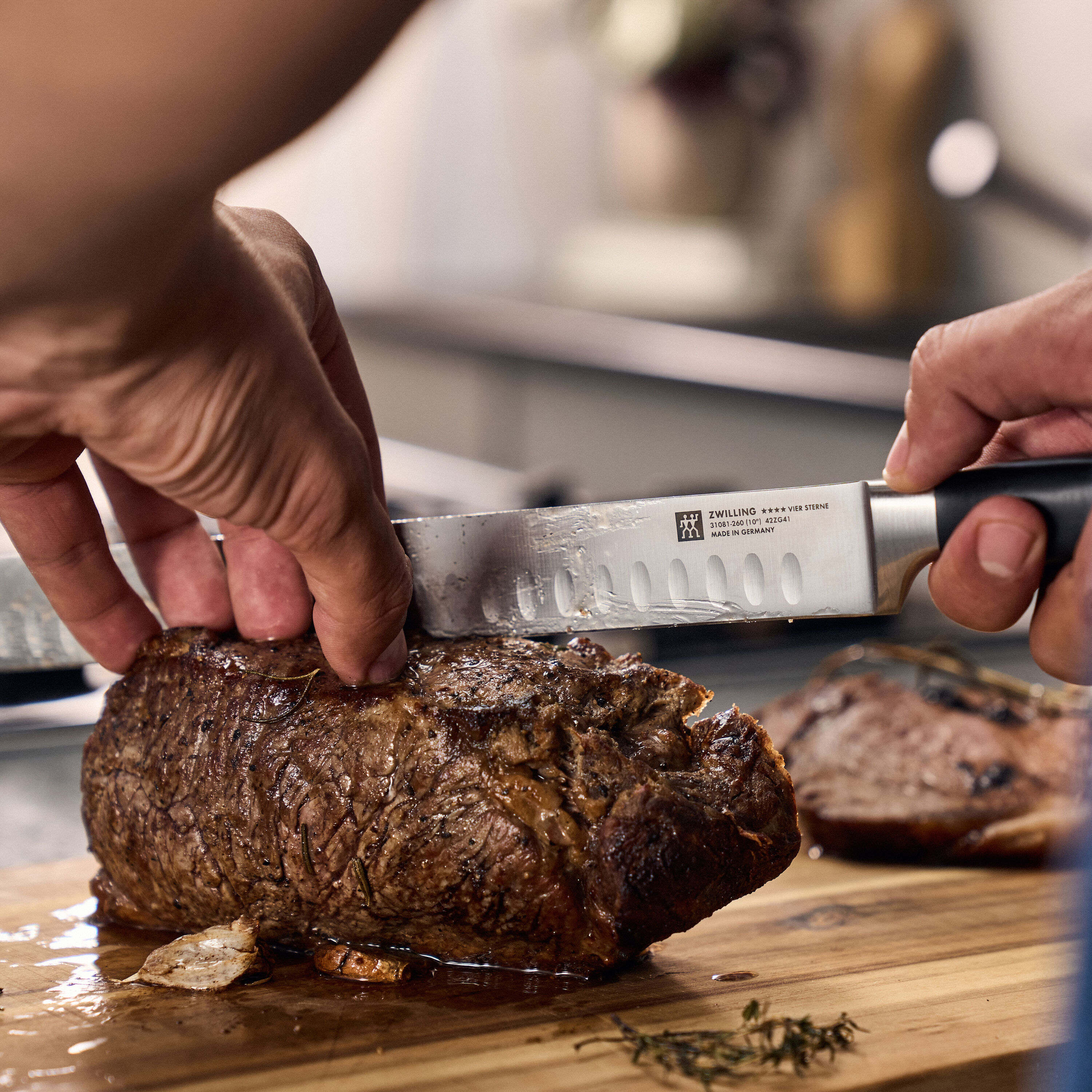 ZWILLING        **** VIER STERNE                Schinkenmesser mit Kullen 26 cm