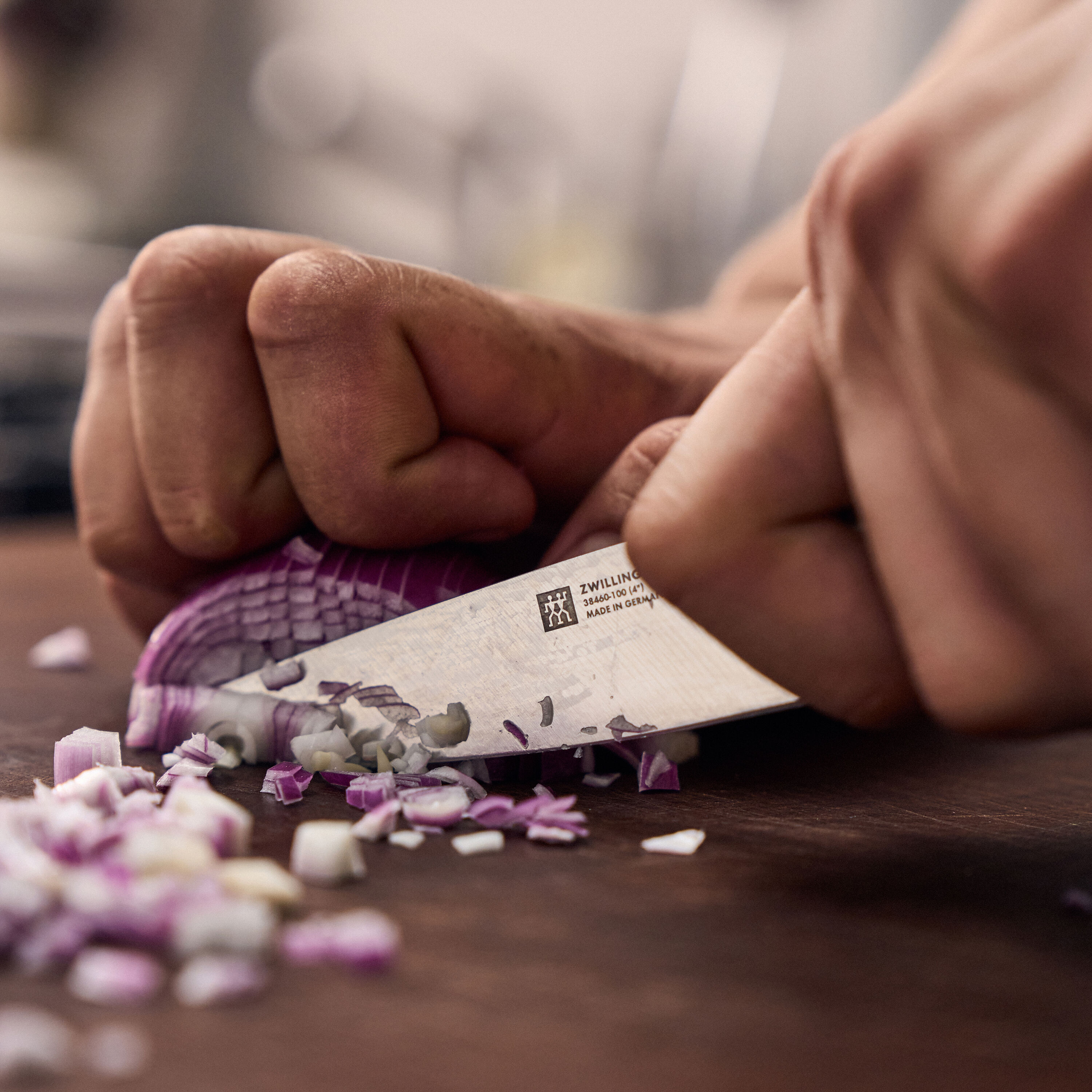 ZWILLING        Pro Wood                Spick- und Garniermesser 10 cm, Steineiche