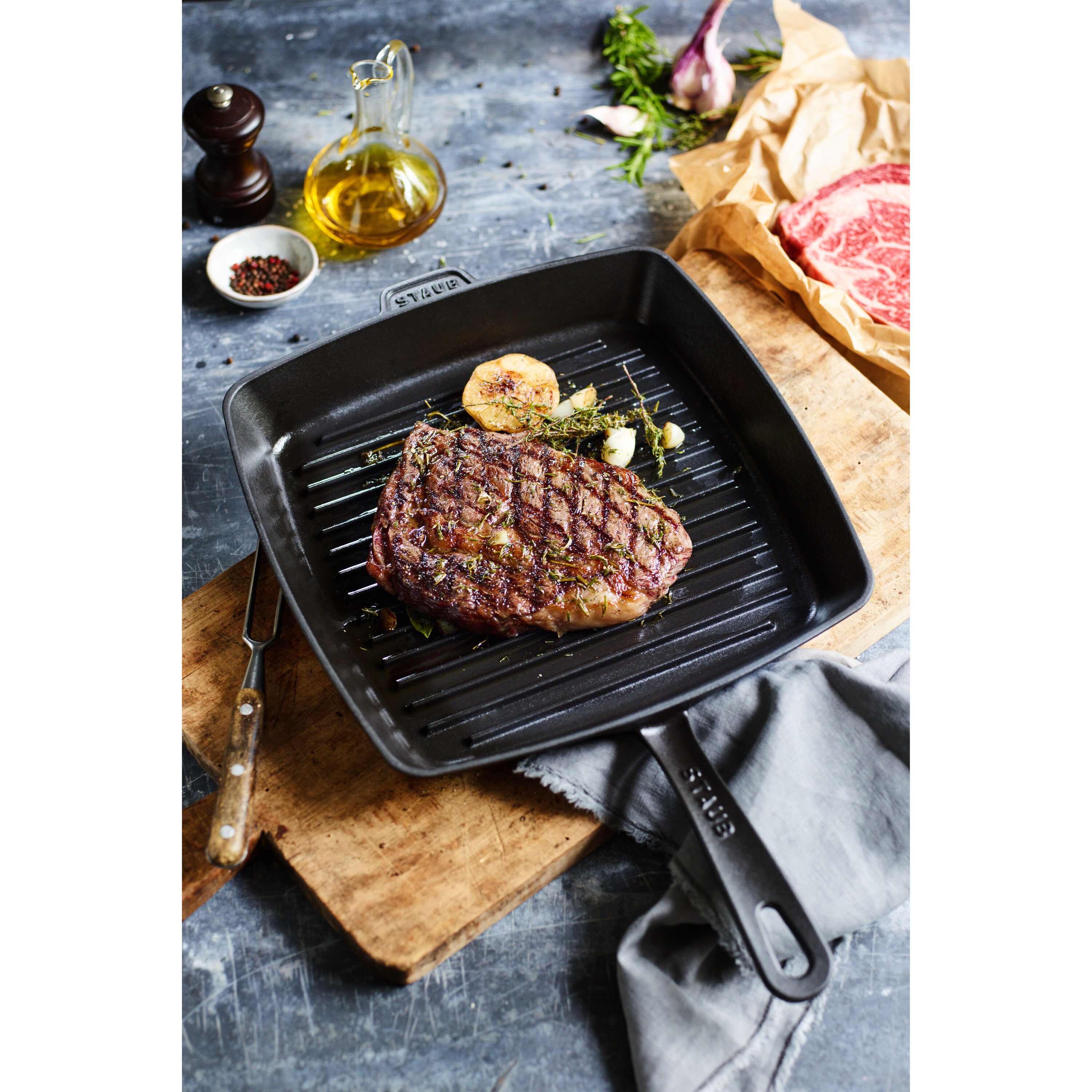 Staub        Grill Pans                American Grill 30 cm, Gusseisen, Graphit-Grau
