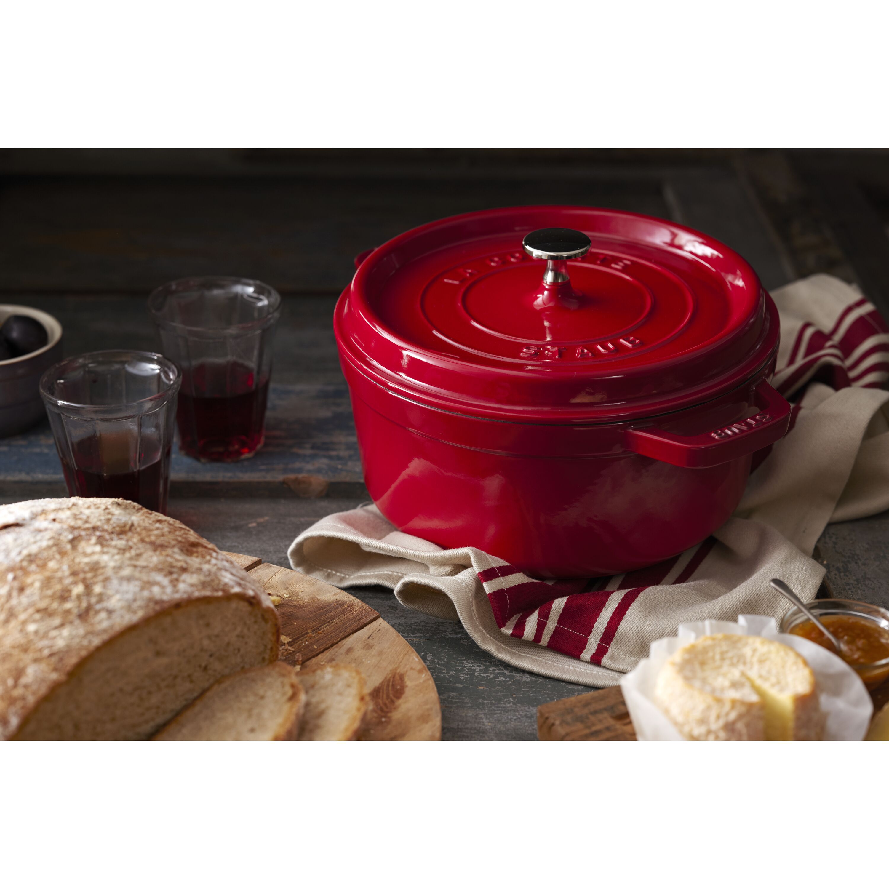 Staub        La Cocotte                Cocotte 24 cm, rund, Kirsch-Rot, Gusseisen