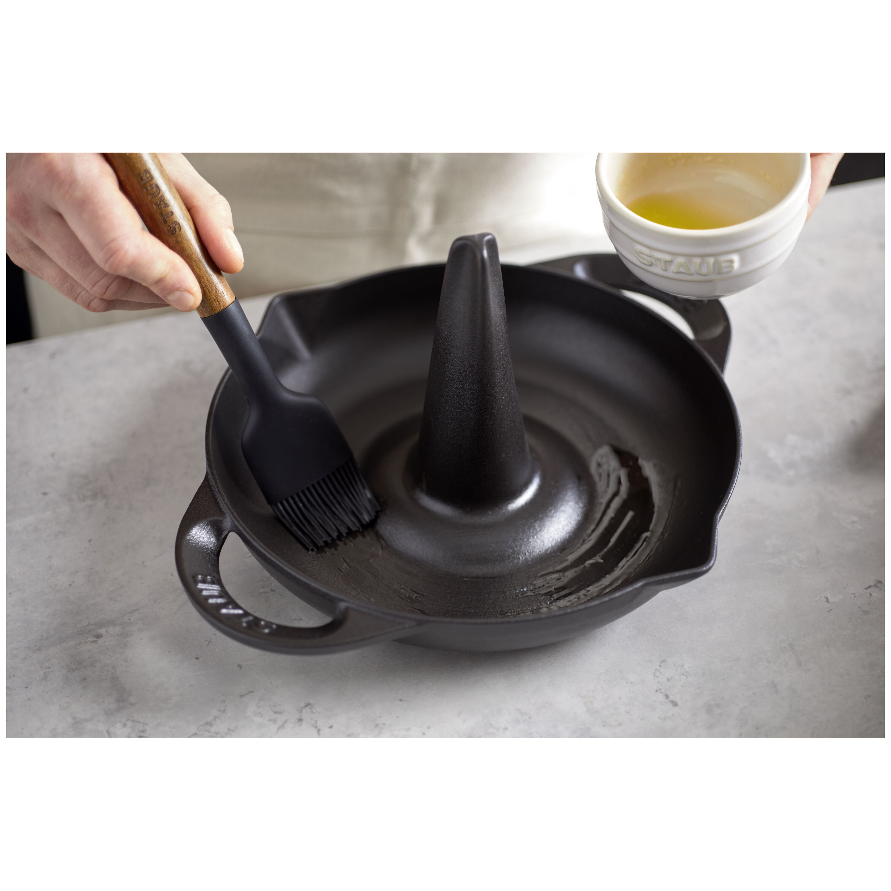 Staub                        Backpinsel, 22 cm, Silikon
