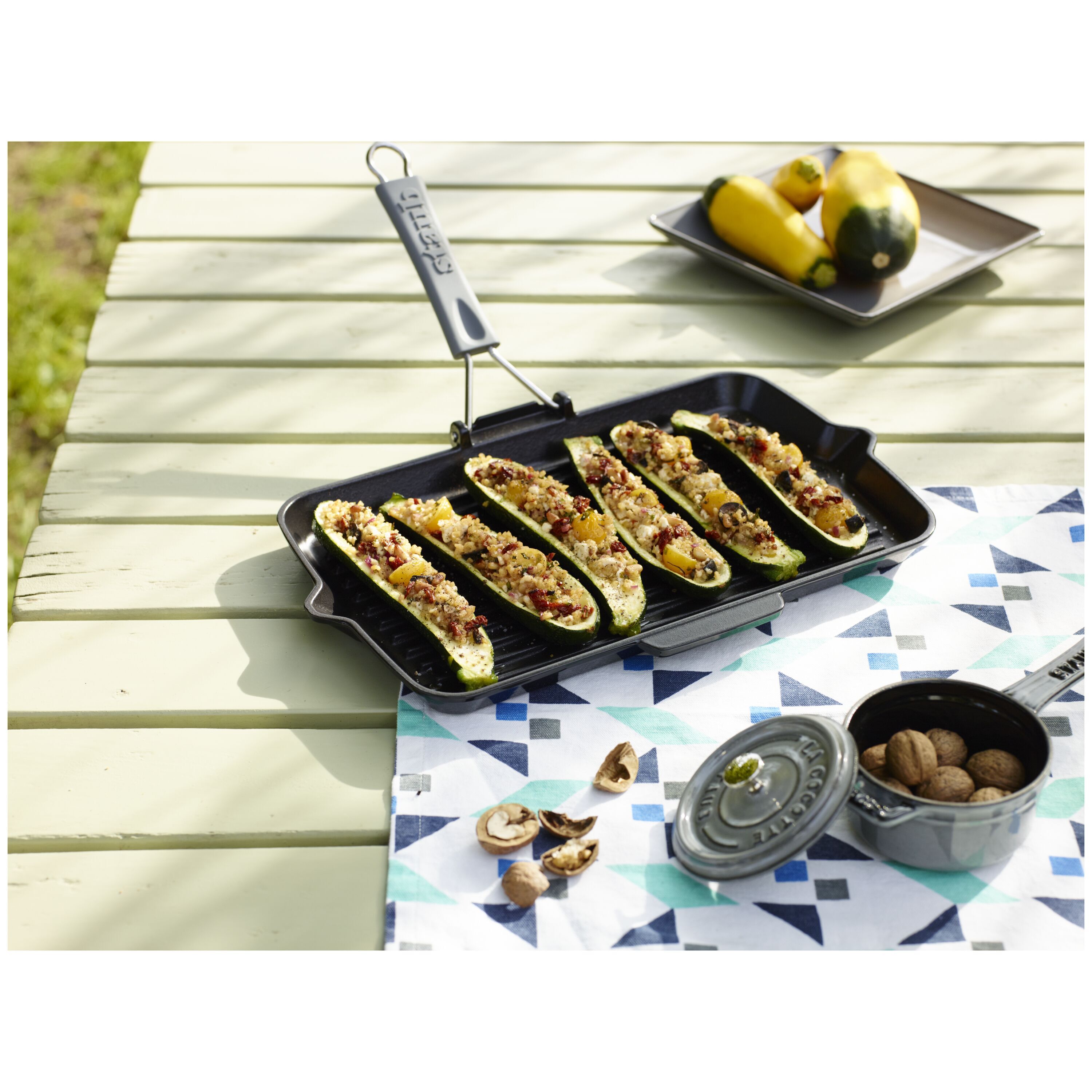 Staub        Grill Pans                Grillpfanne mit Ausgießnase 34 x 21 cm, rechteckig, Schwarz, Gusseisen