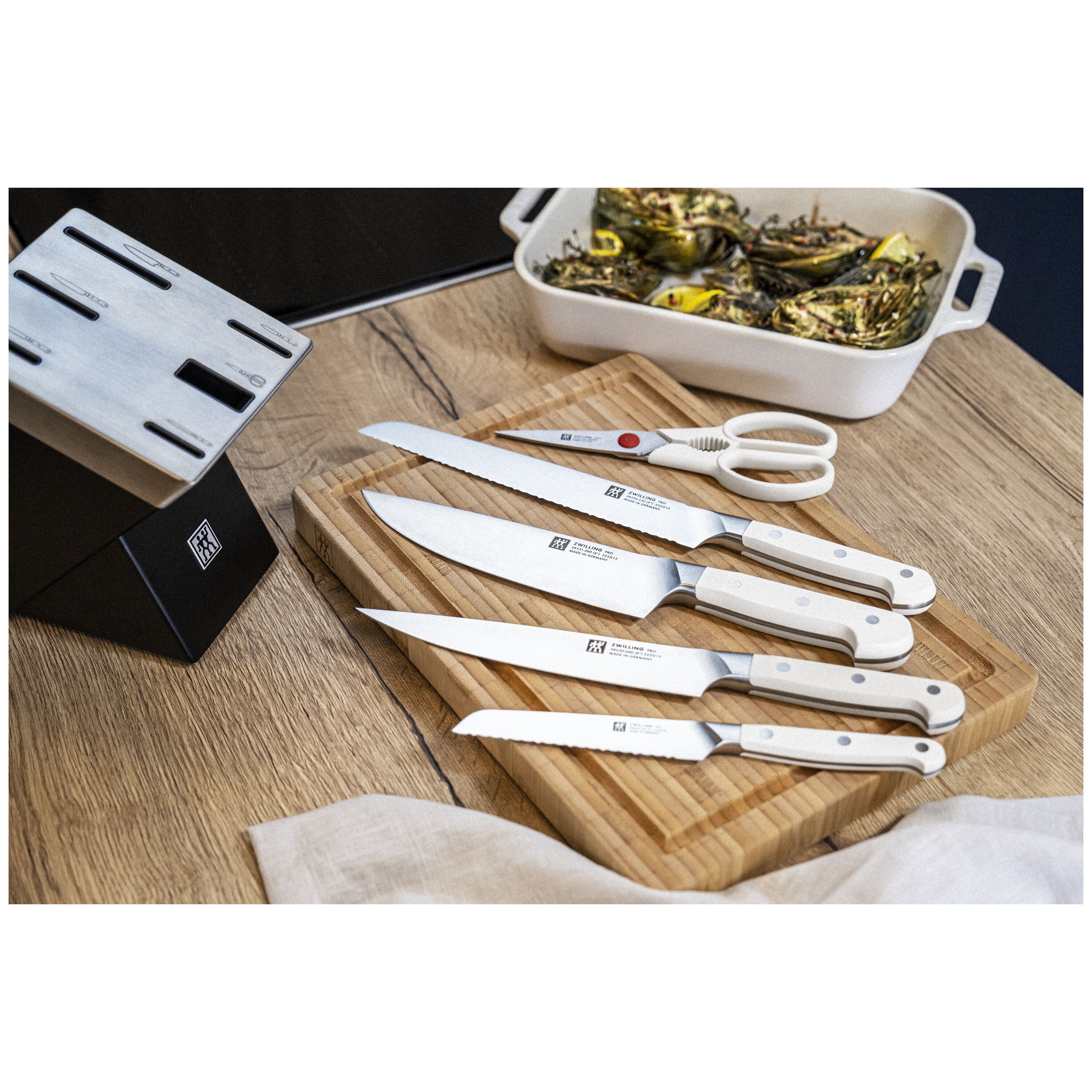 ZWILLING        Pro le blanc                7-tlg, Selbstschärfender Messerblock, Schwarz