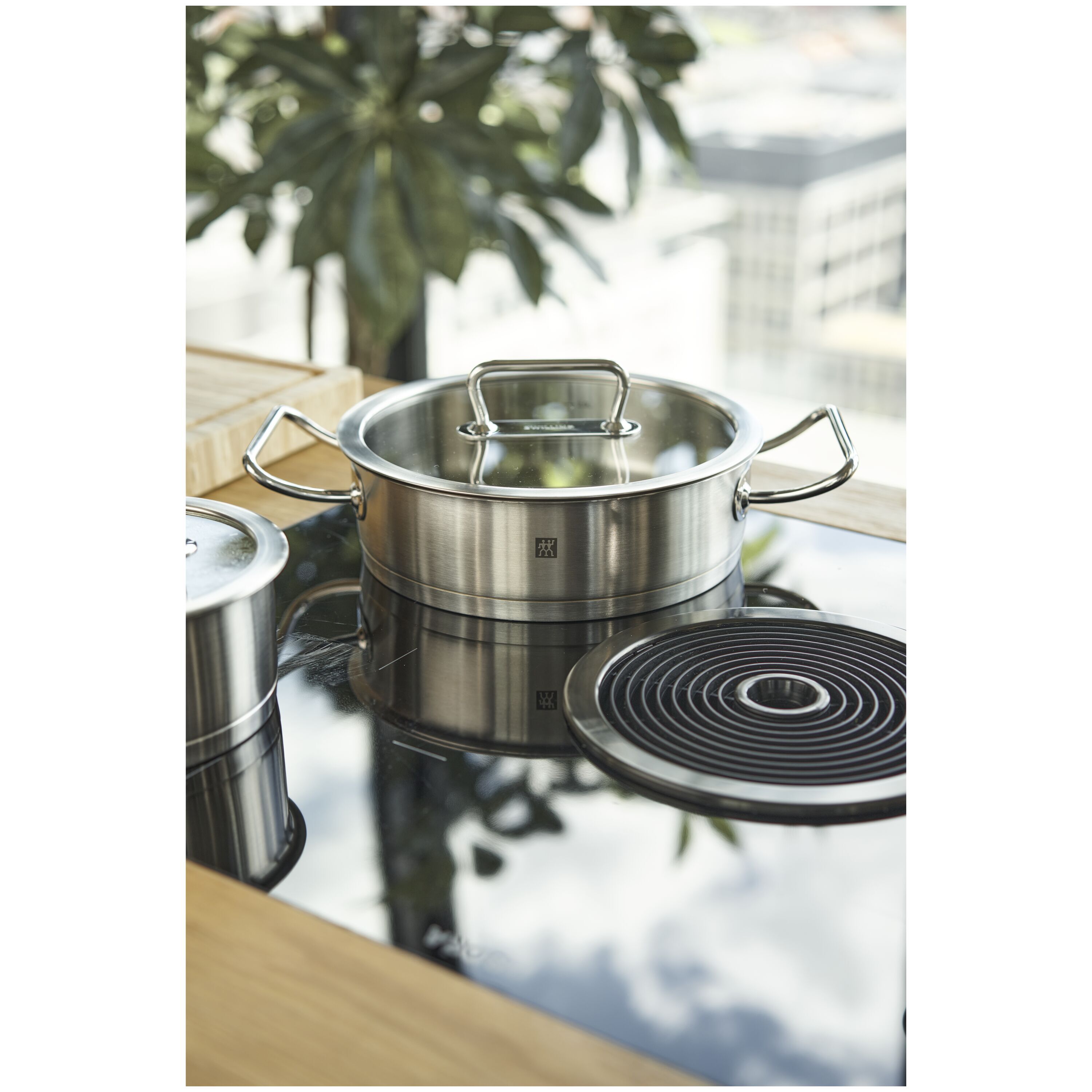 ZWILLING        Pro                Servierpfanne 28 cm, 18/10 Edelstahl