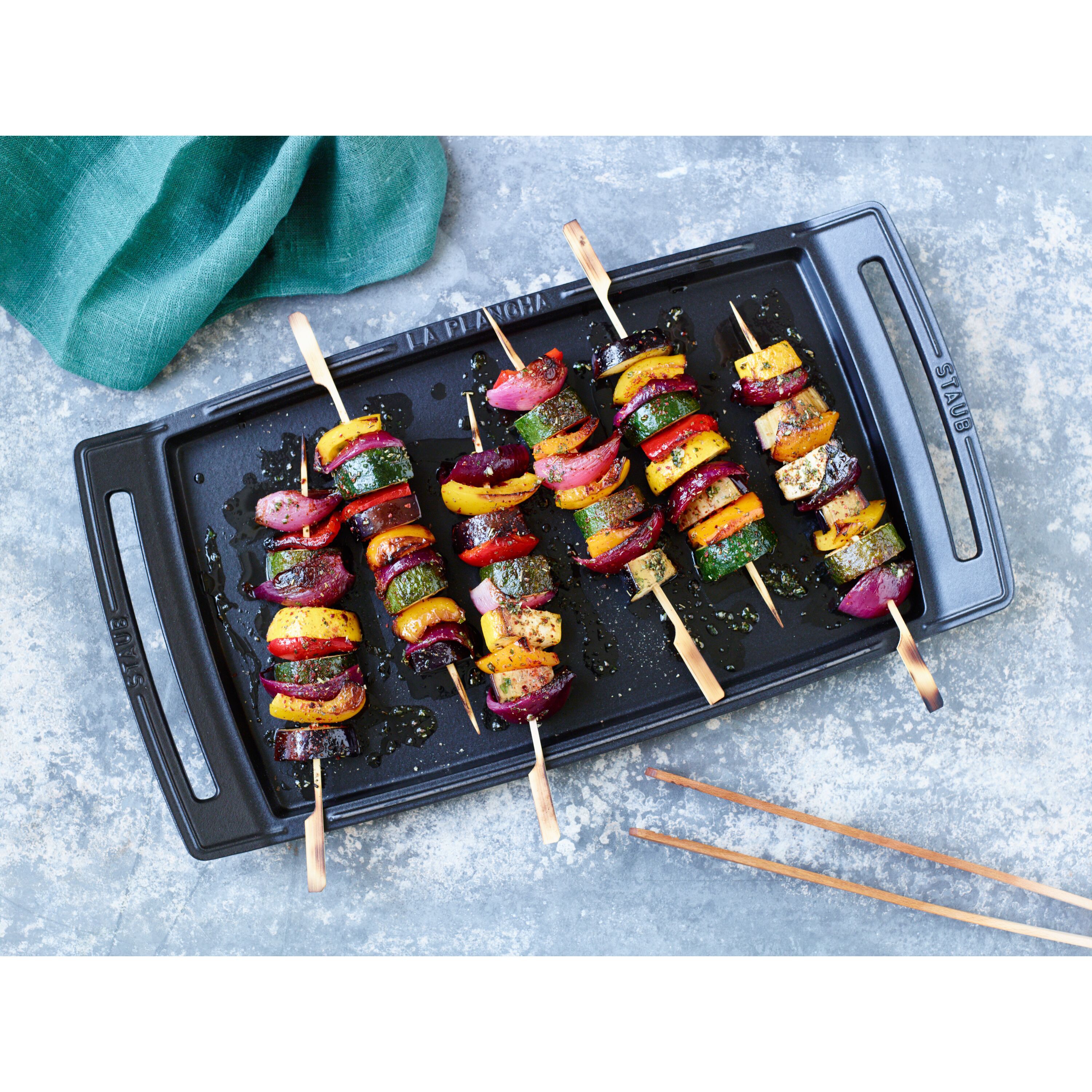 Staub        Pans                Plancha 48 cm x 25 cm, rechteckig, Schwarz, Gusseisen