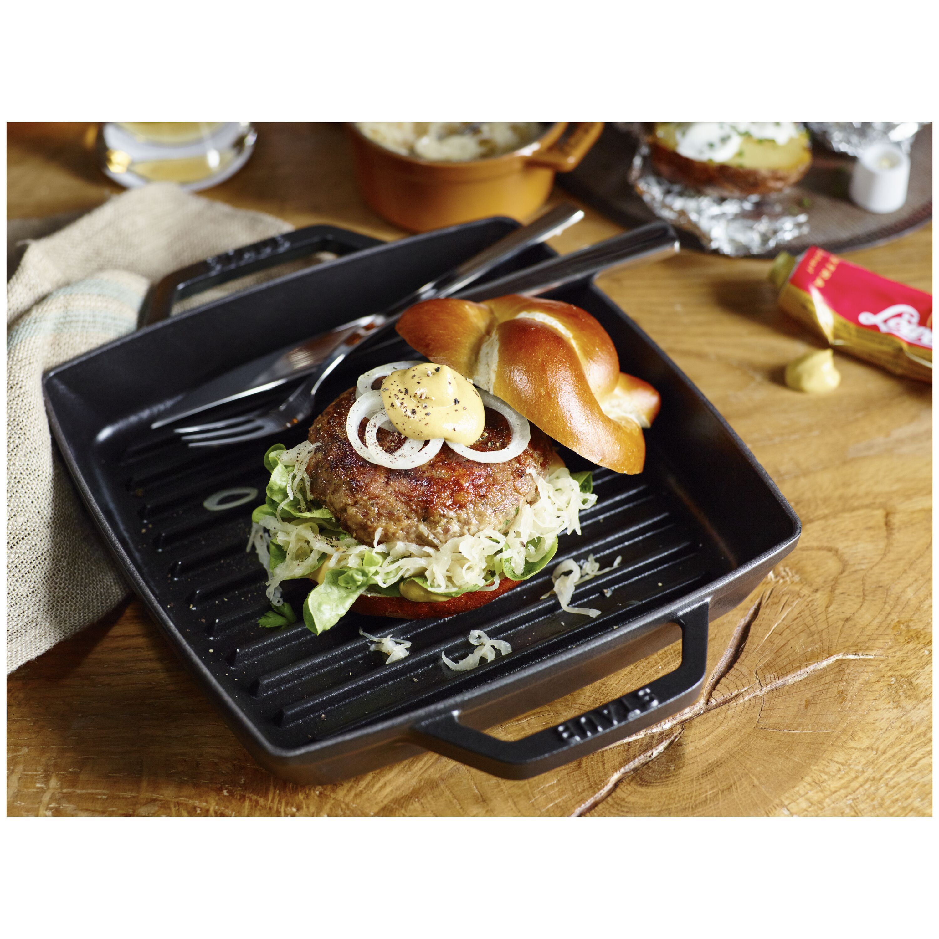 Staub        Grill Pans                Grillpfanne 23 cm, quadratisch, Schwarz, Gusseisen