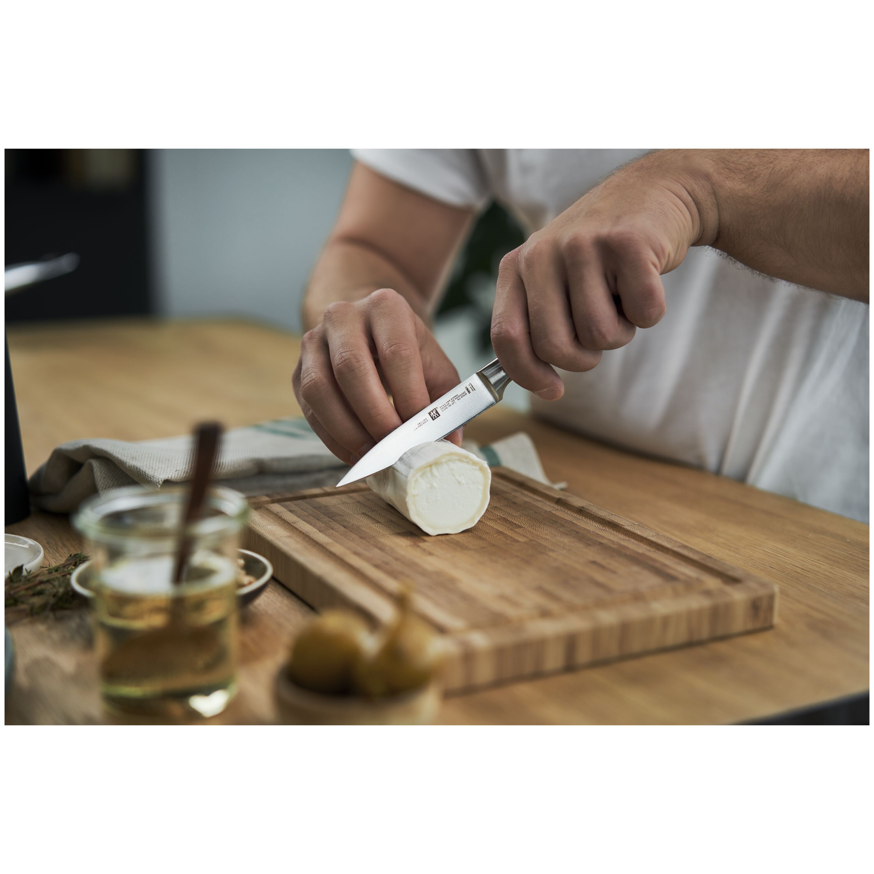 ZWILLING        **** VIER STERNE                Spick & Garniermesser 10 cm