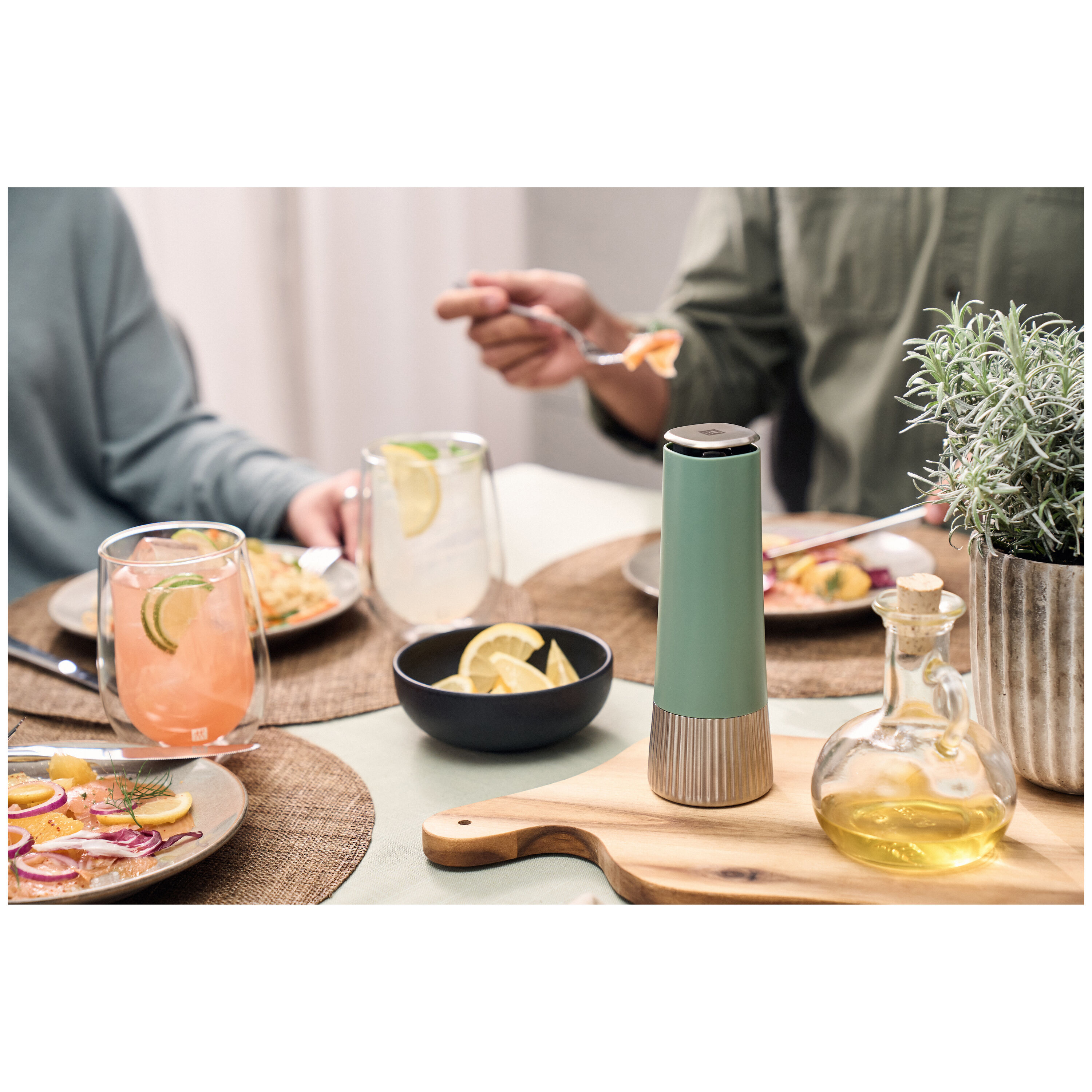 ZWILLING        Spices                Gewürzmühle 19 cm, Salbeigrün