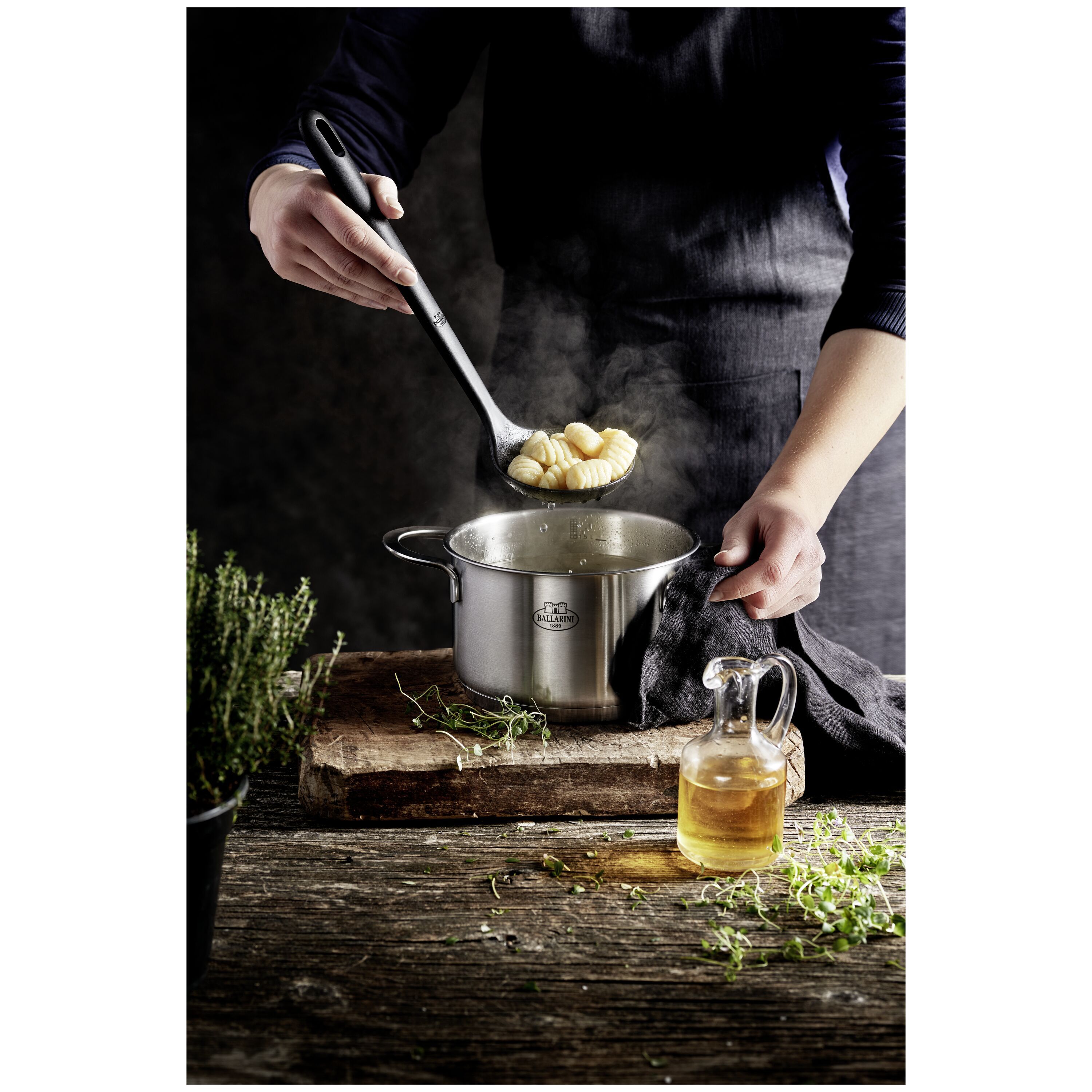 BALLARINI        Nero                Suppenkelle, 31 cm, Silikon