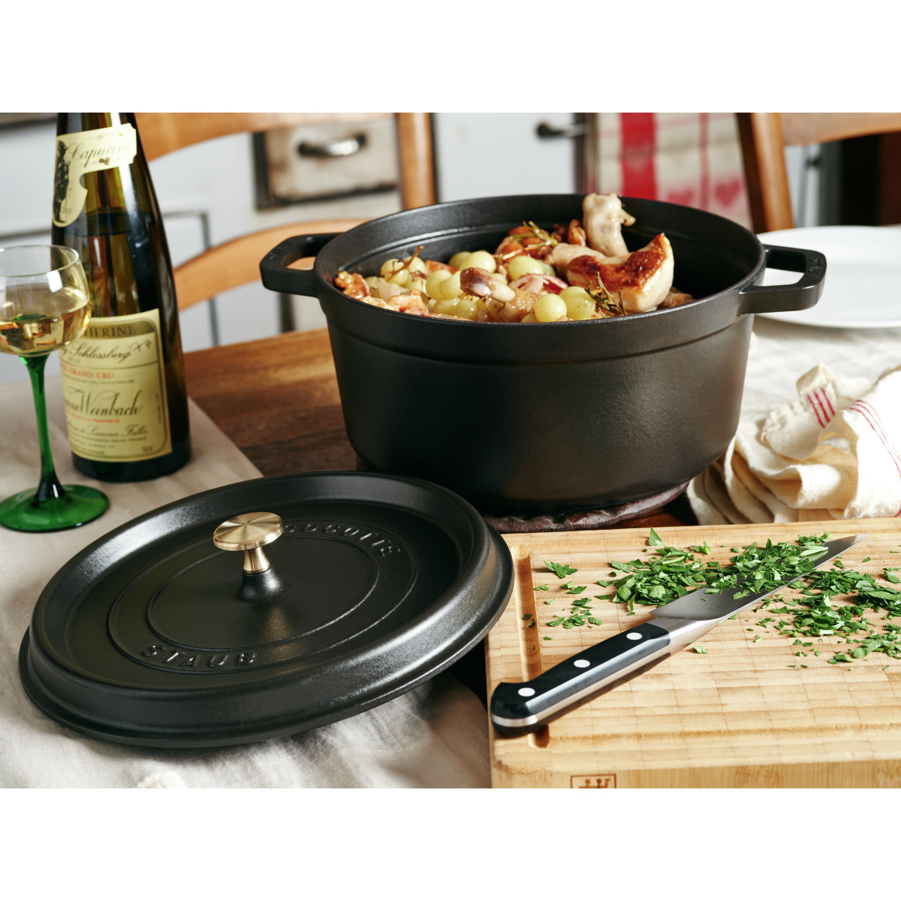 Staub        La Cocotte                Cocotte 34 cm, rund, Schwarz, Gusseisen