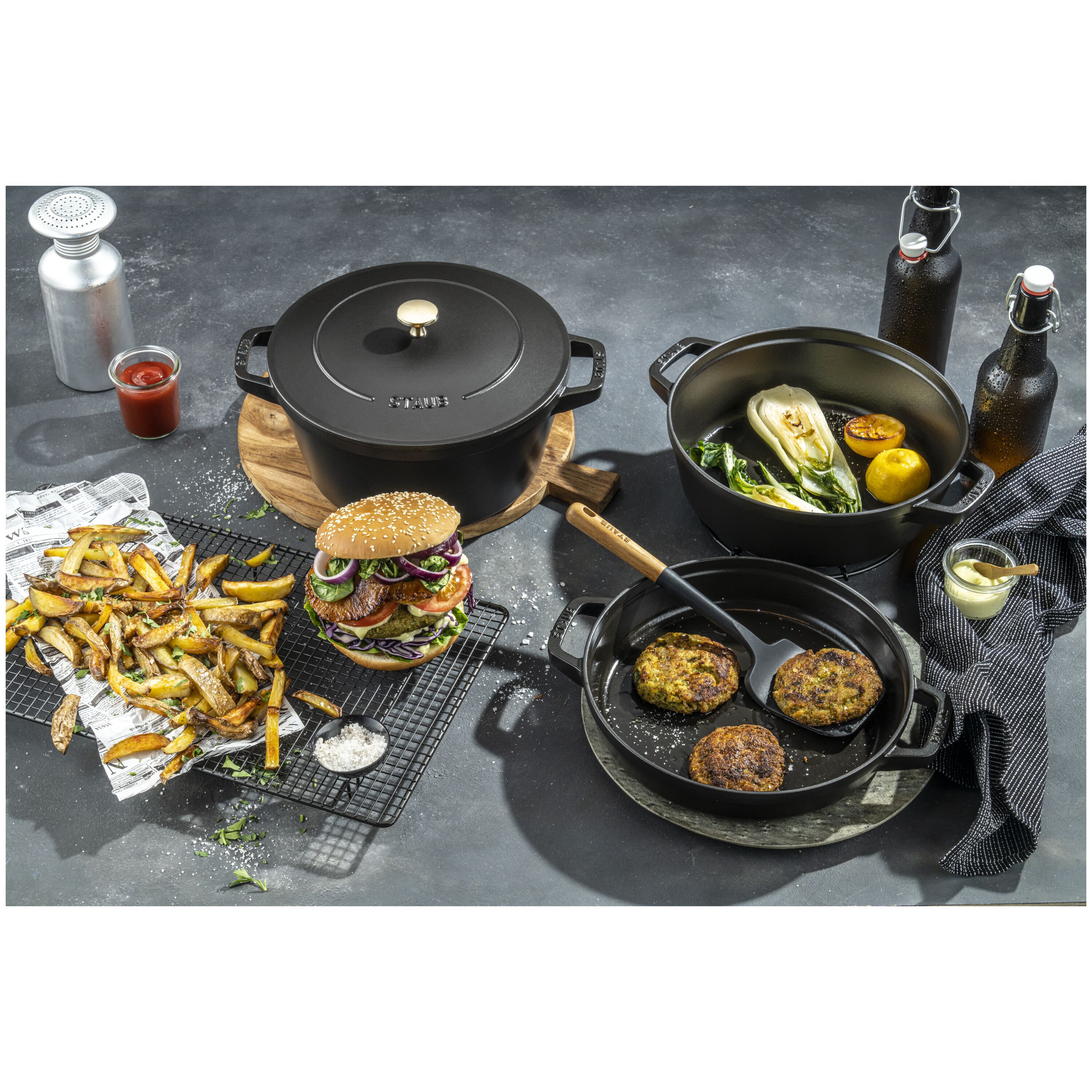 Staub        Stackable Set                Kochtopfset 3-tlg, rund, Schwarz, Gusseisen