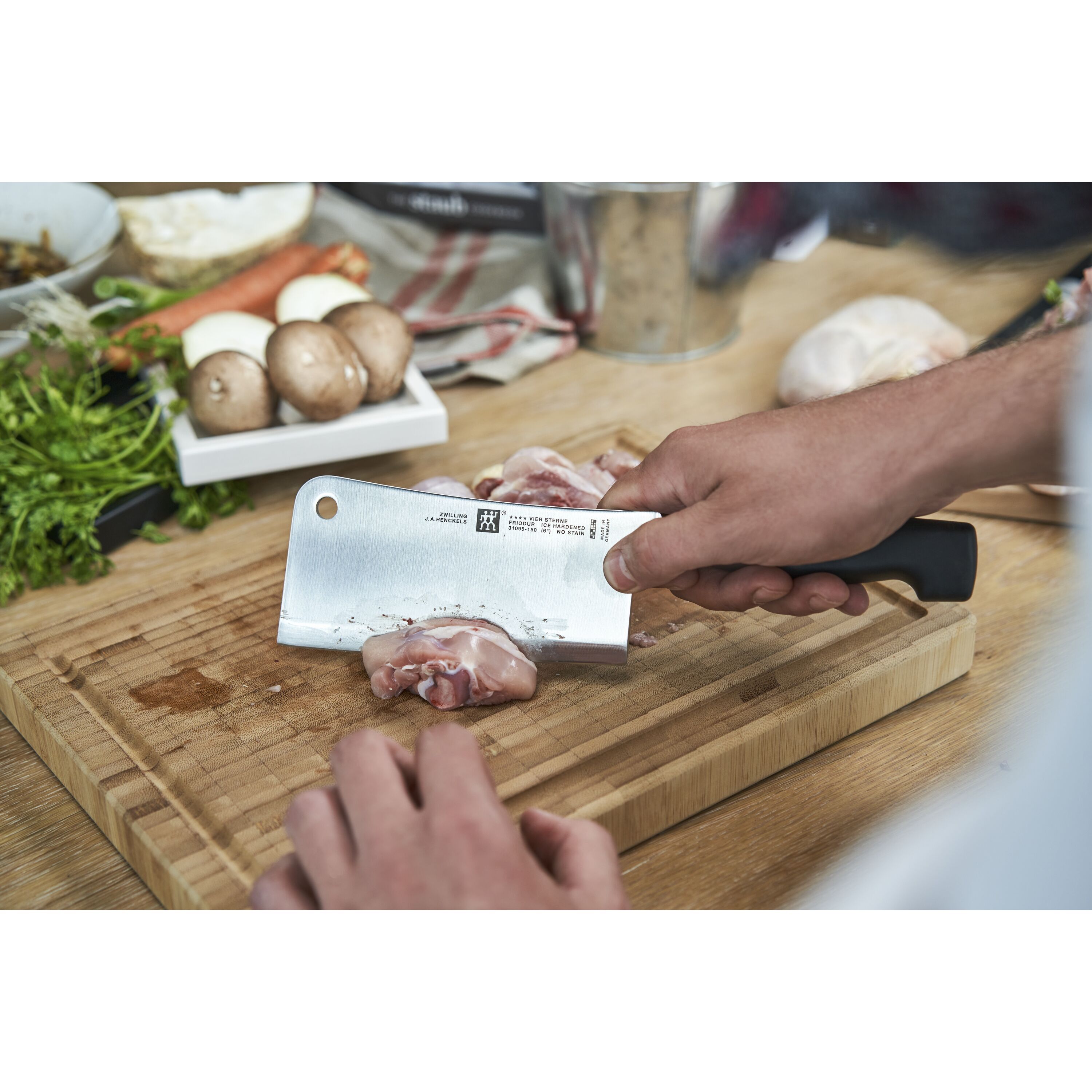 ZWILLING        **** VIER STERNE                Hackmesser 15 cm