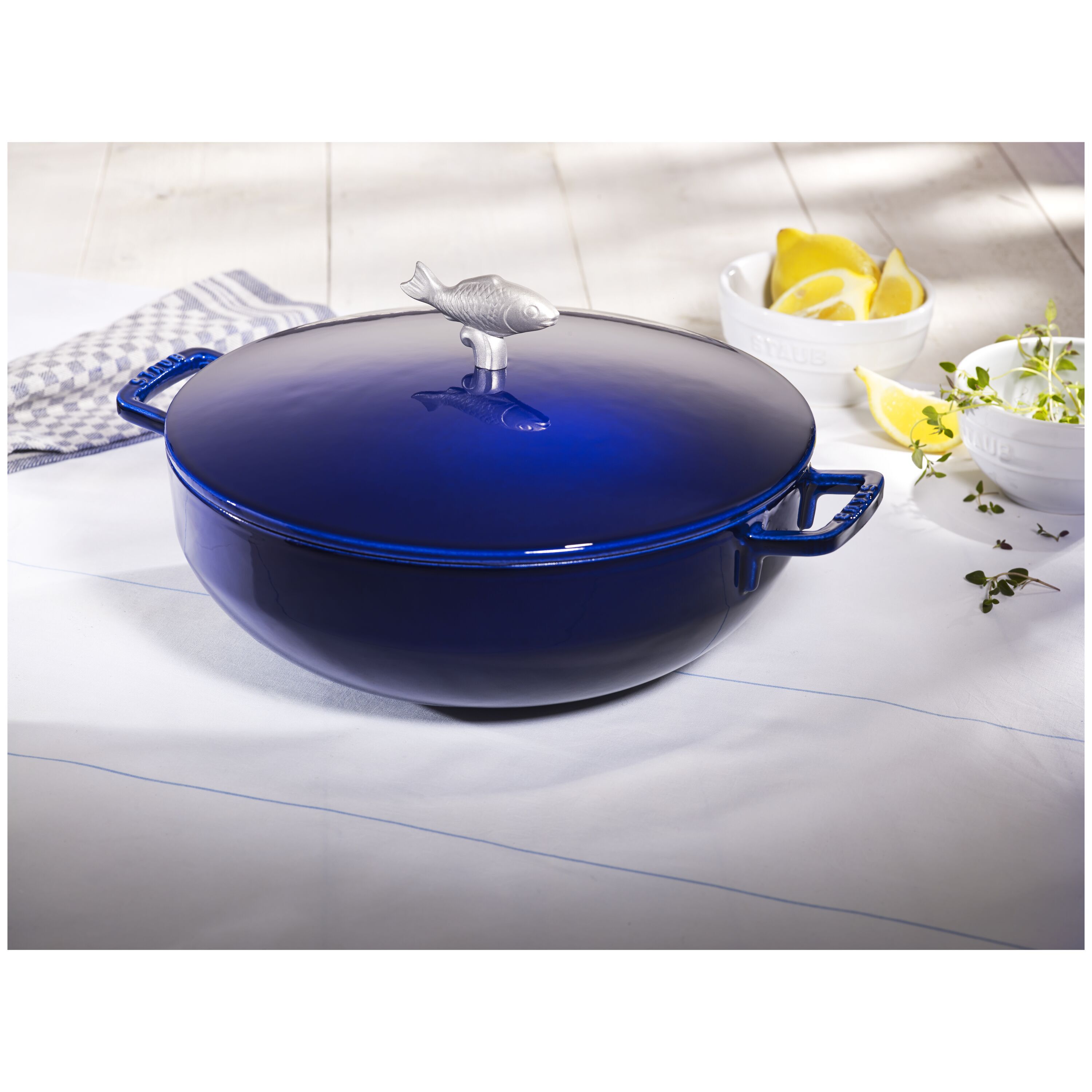 Staub        Specialities                Fischcocotte 28 cm, Gusseisen