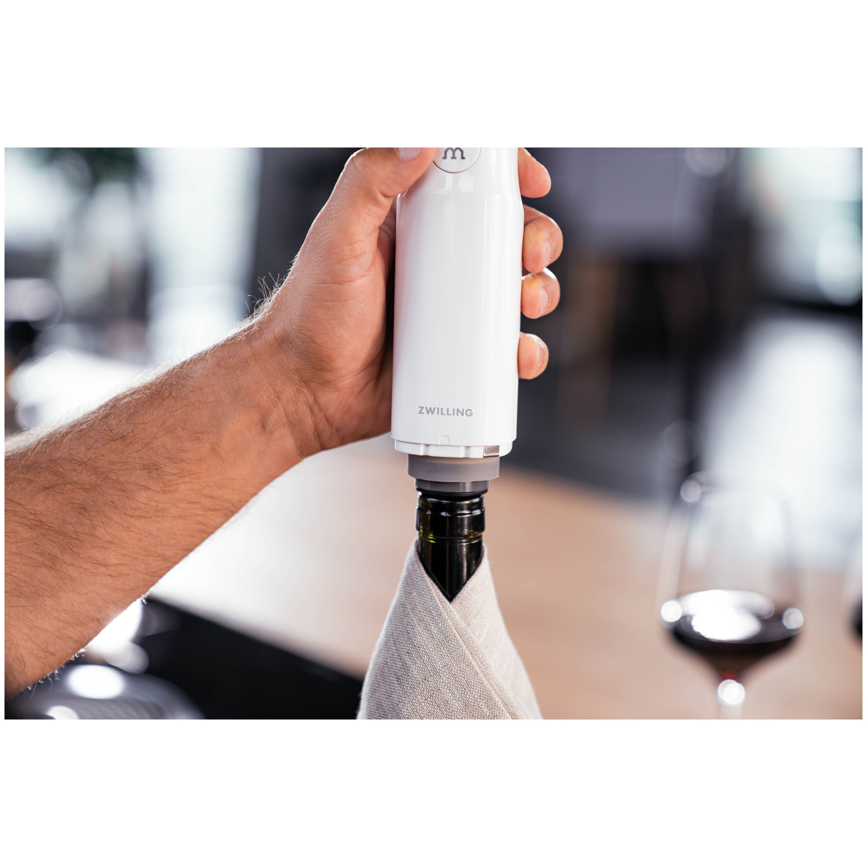 ZWILLING        Fresh & Save                Vakuumpumpe mit Ladekappe, Weiß