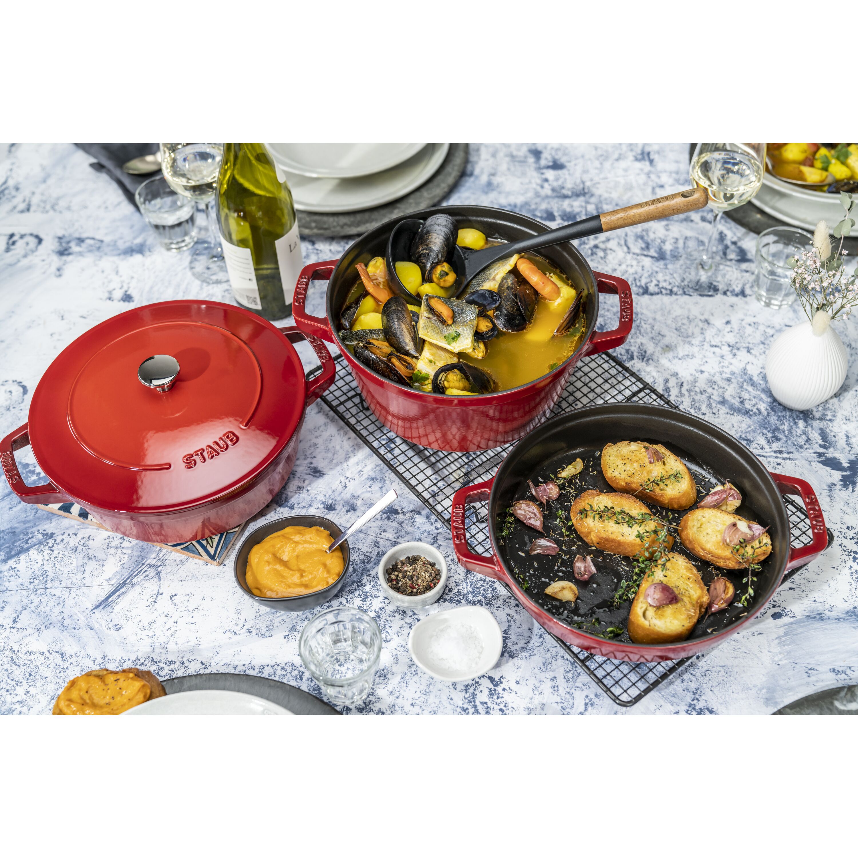 Staub        Stackable Set                Kochtopfset Stackable 3-tlg, rund, Kirsch-Rot, Gusseisen
