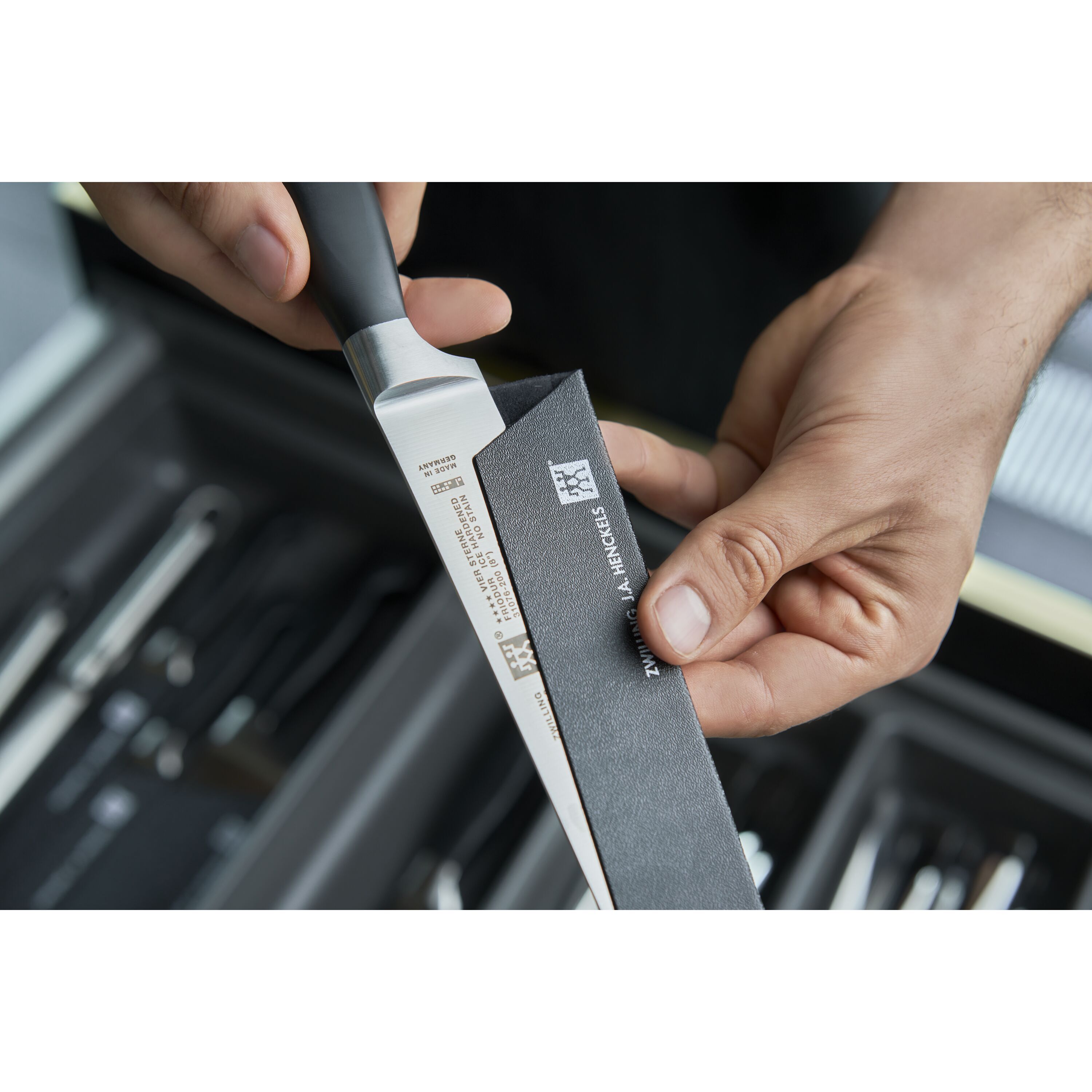 ZWILLING                        Messerstulpe 31 cm, Kunststoff