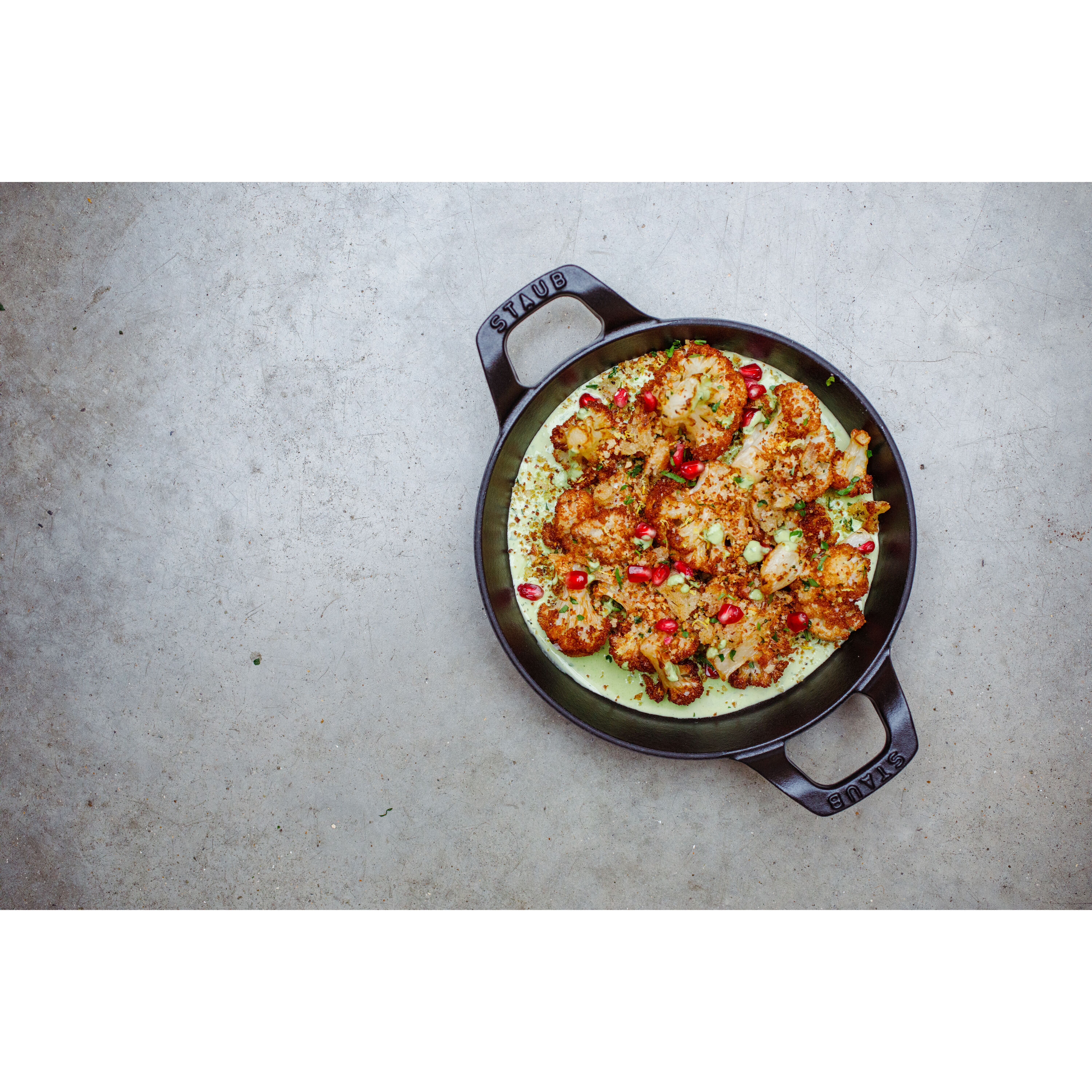 Staub        Specialities                Ofenform 16 cm, rund, Schwarz, Gusseisen