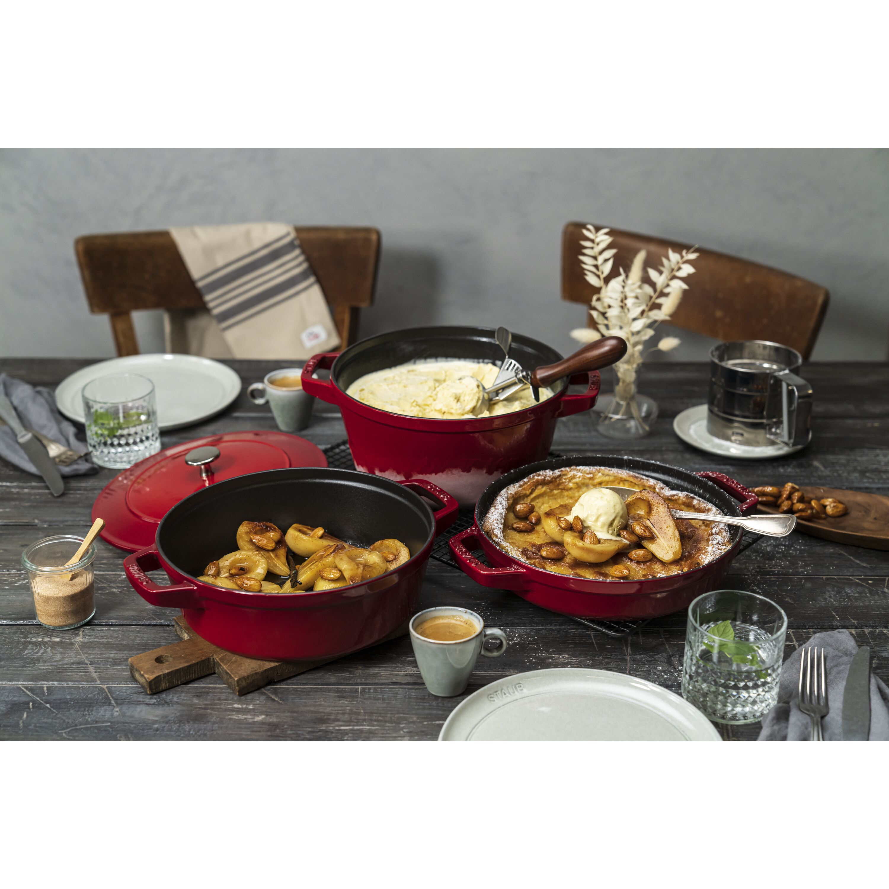 Staub        Stackable Set                Kochtopfset Stackable 3-tlg, rund, Kirsch-Rot, Gusseisen