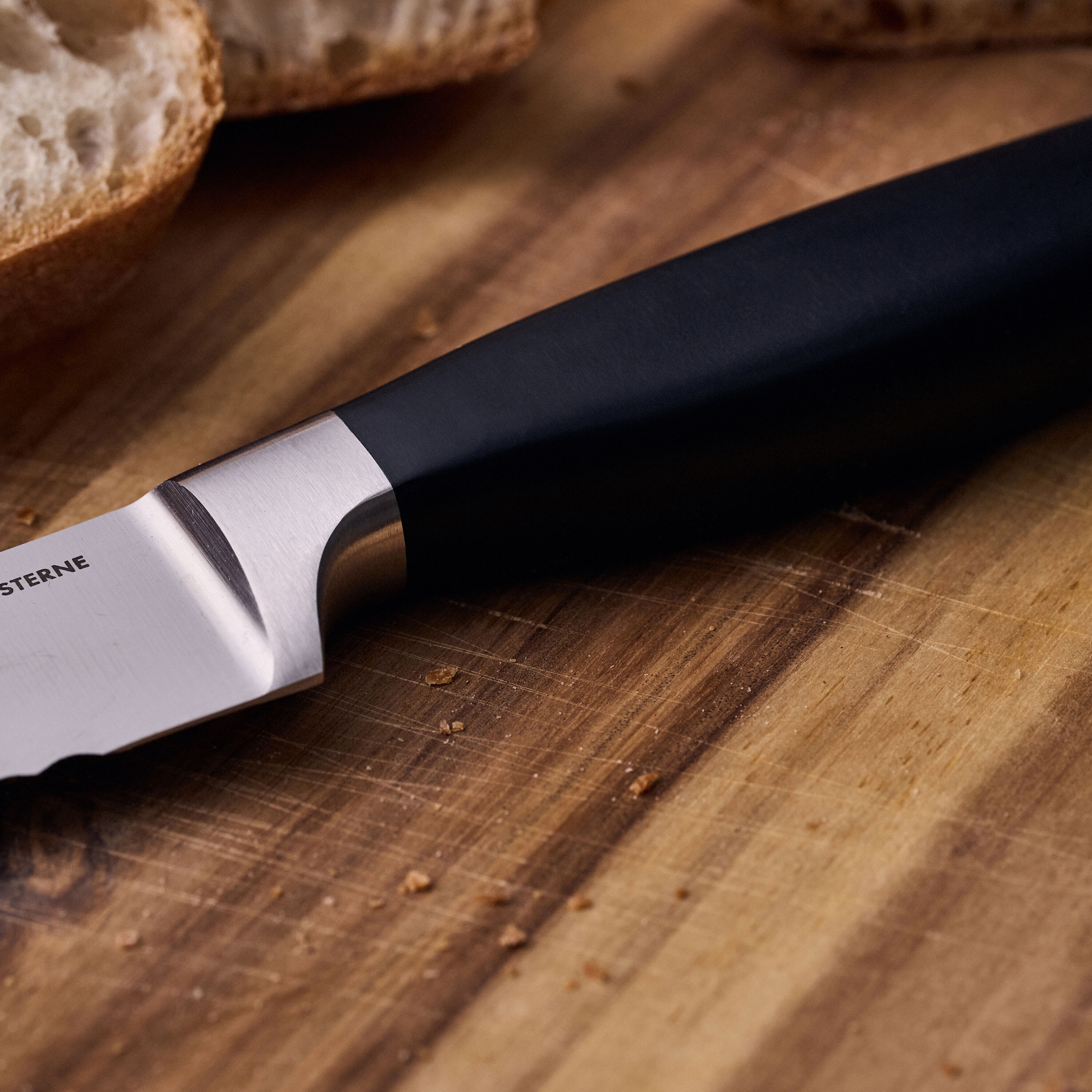 ZWILLING        **** VIER STERNE                Brotmesser 20 cm, Wellenschliff