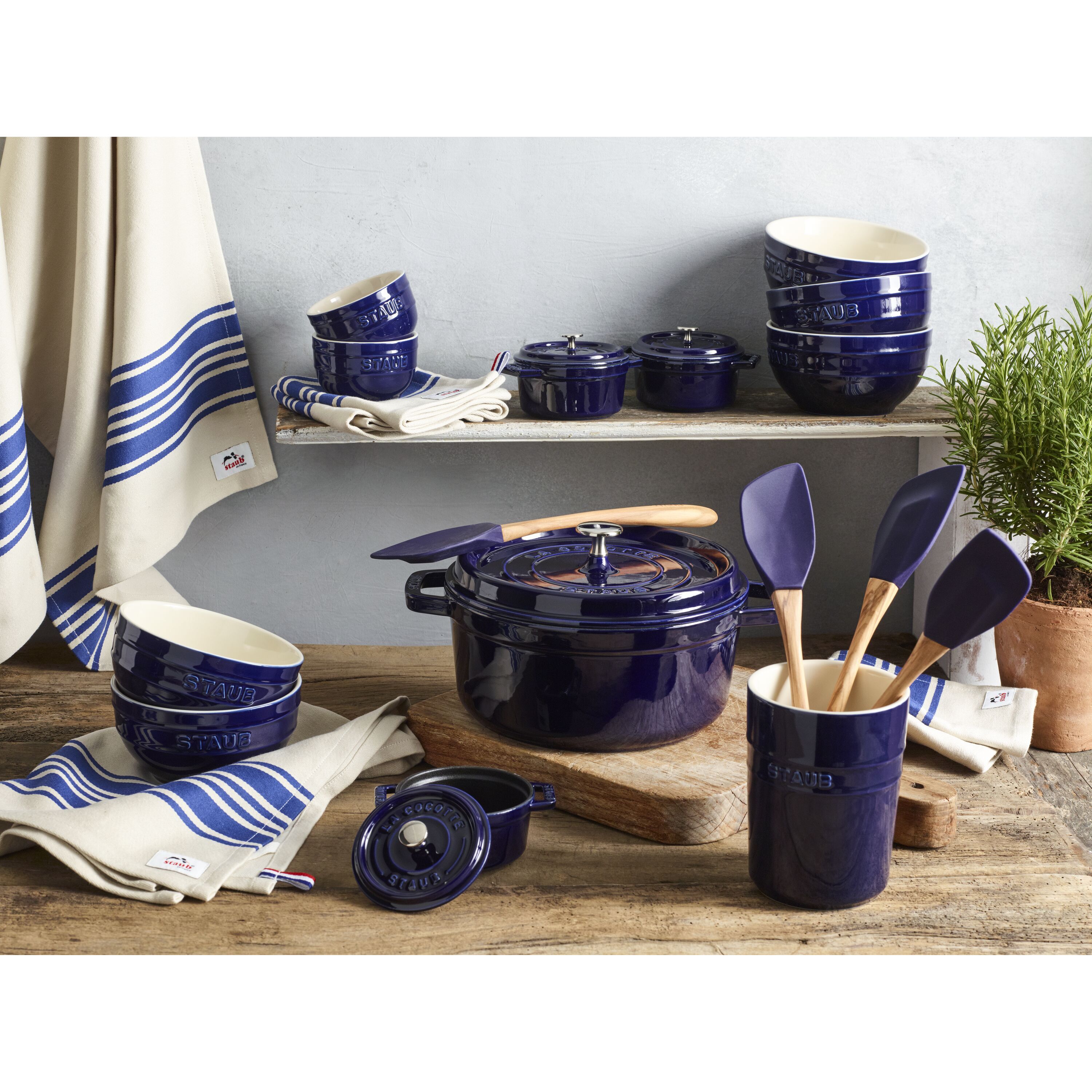 Staub        La Cocotte                Cocotte 20 cm, rund, Dunkelblau, Gusseisen