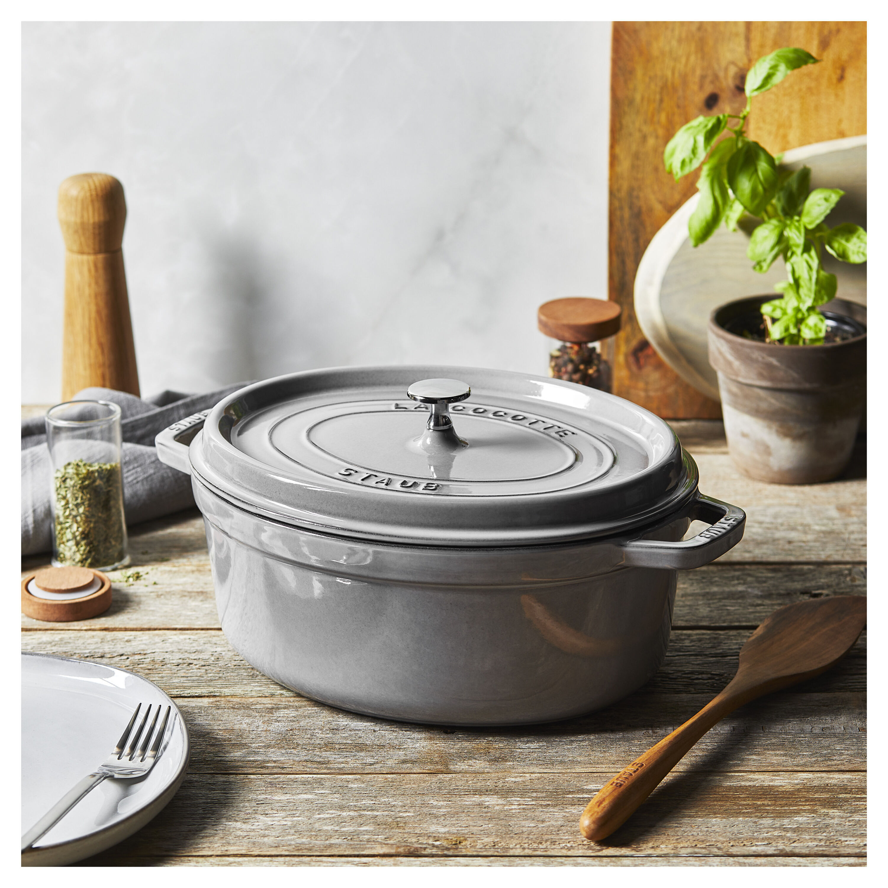 Staub        La Cocotte                Cocotte 31 cm, oval, Graphit-Grau, Gusseisen