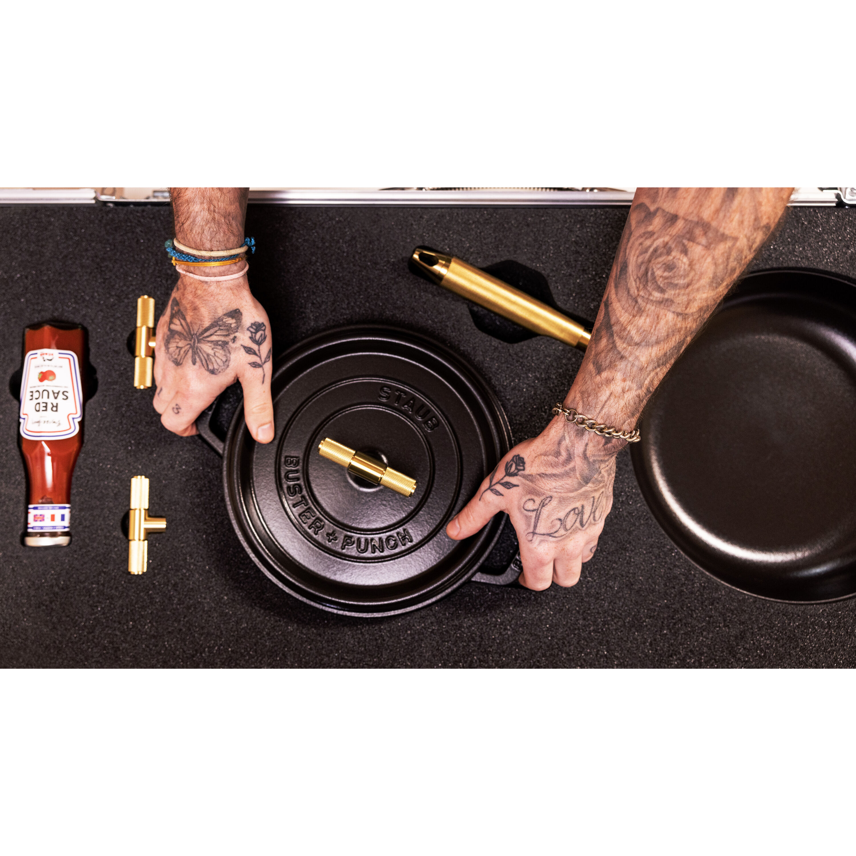 Staub        La Cocotte                Cocotte Buster+Punch 28 cm, rund, Schwarz, Gusseisen