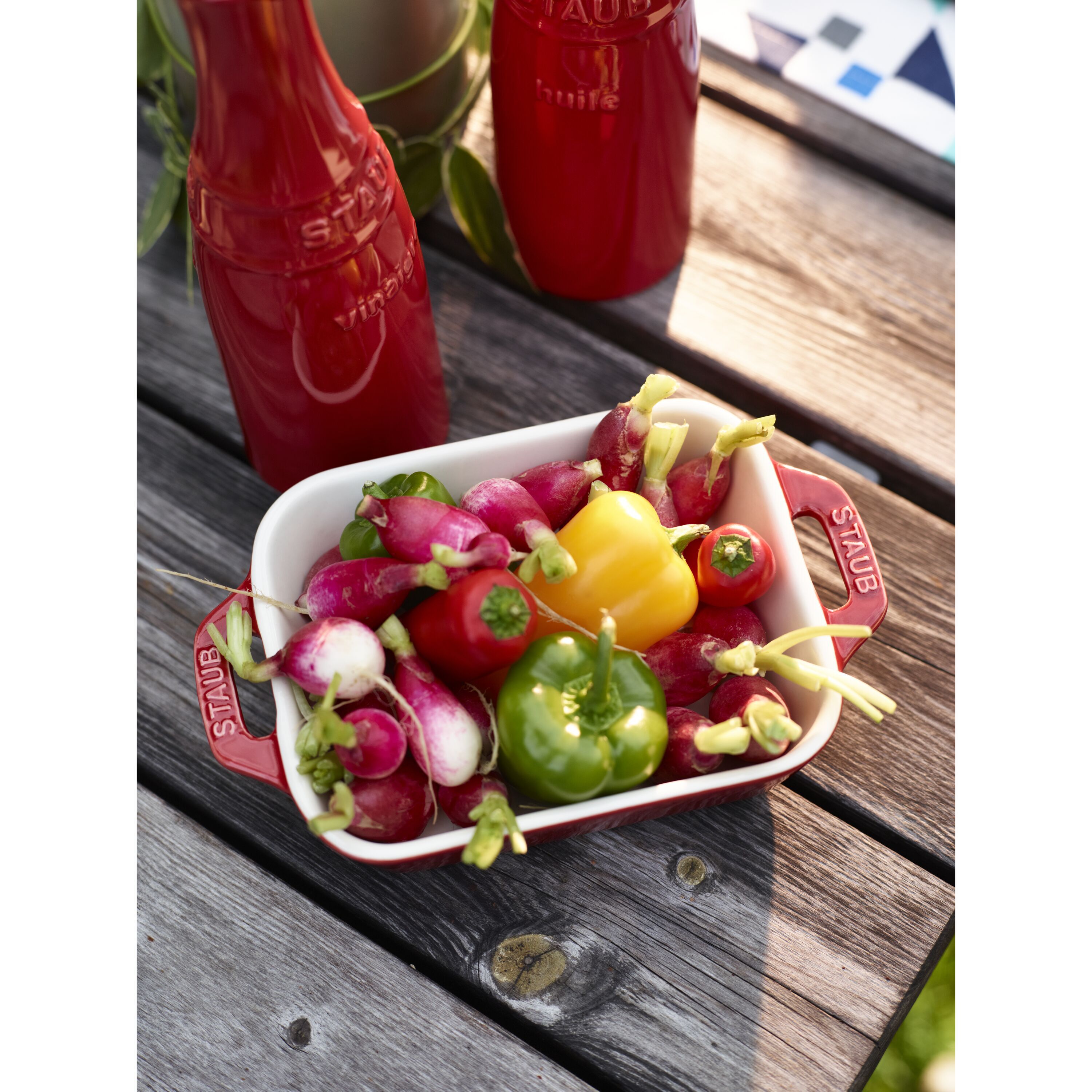 Staub        Ceramique                Auflaufform 14 x 11 cm, rechteckig, Kirsch-Rot, Keramik