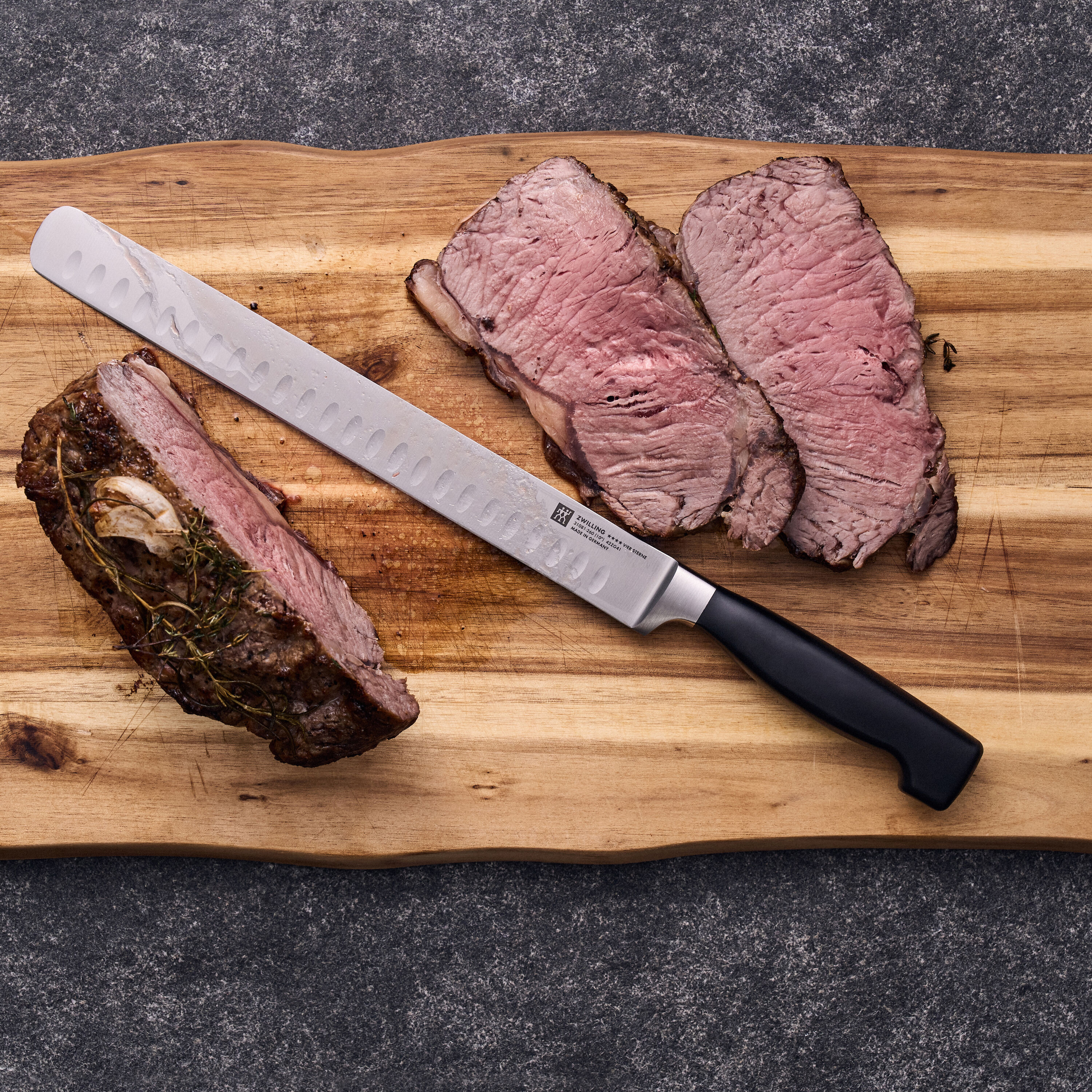 ZWILLING        **** VIER STERNE                Schinkenmesser mit Kullen 26 cm