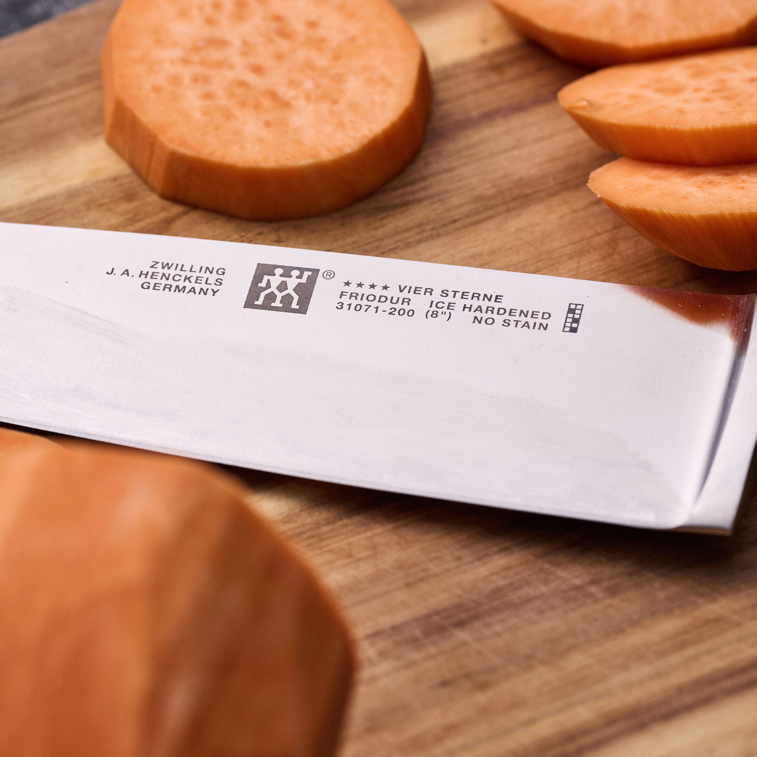 ZWILLING        **** VIER STERNE                Kochmesser 20 cm