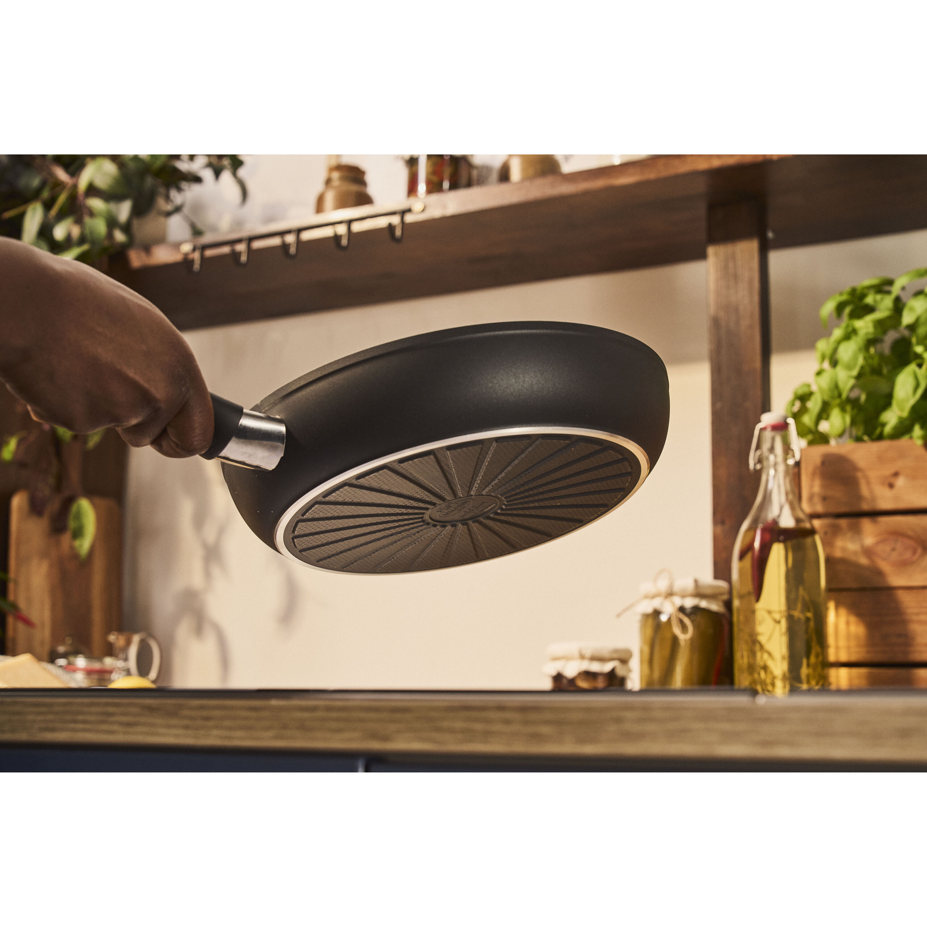 BALLARINI        Bari                Bratpfanne, 28 cm, Aluminium, Keramische Antihaftbeschichtung