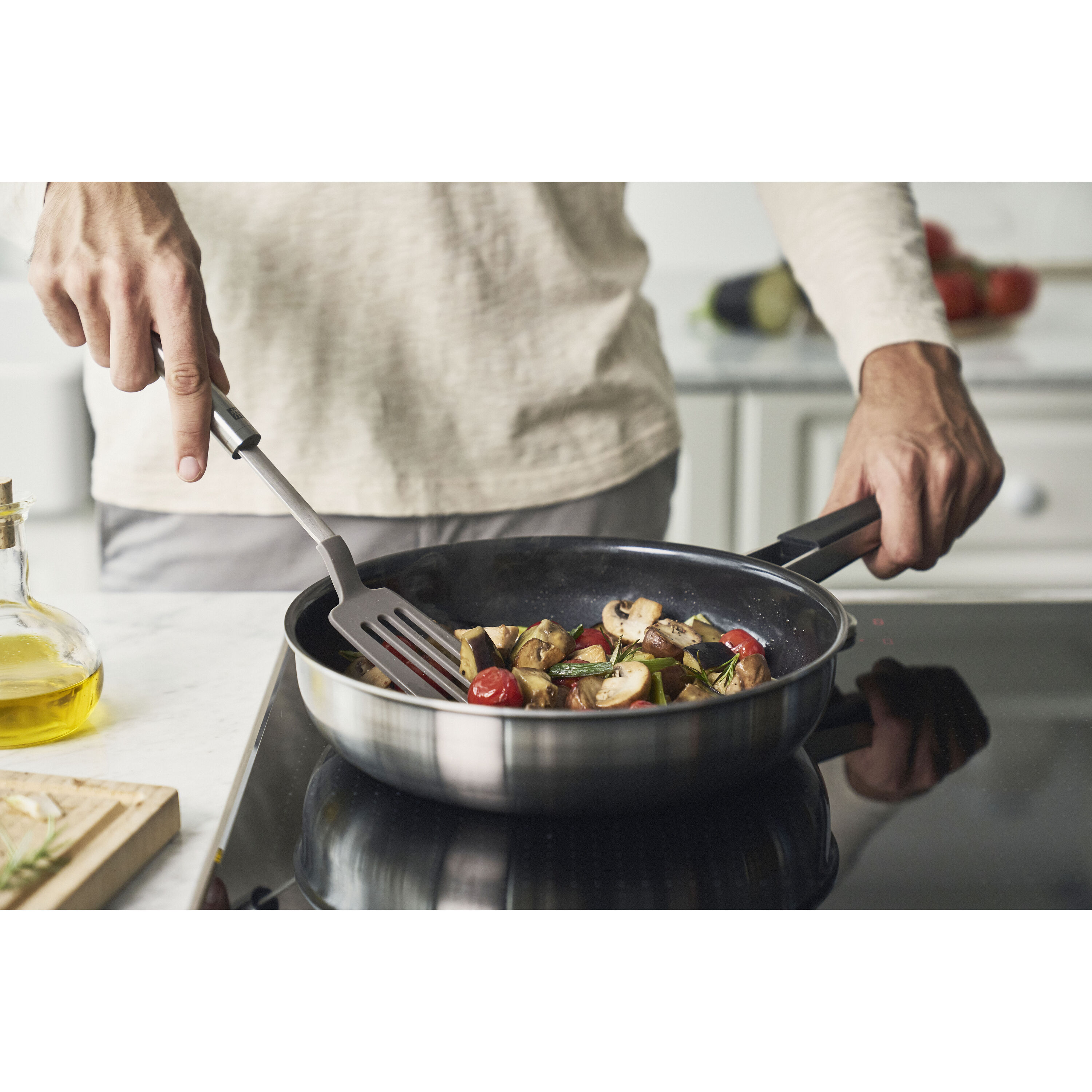 ZWILLING        Pure                Bratpfanne, 24 cm, 18/10 Edelstahl, Keramische Antihaftbeschichtung