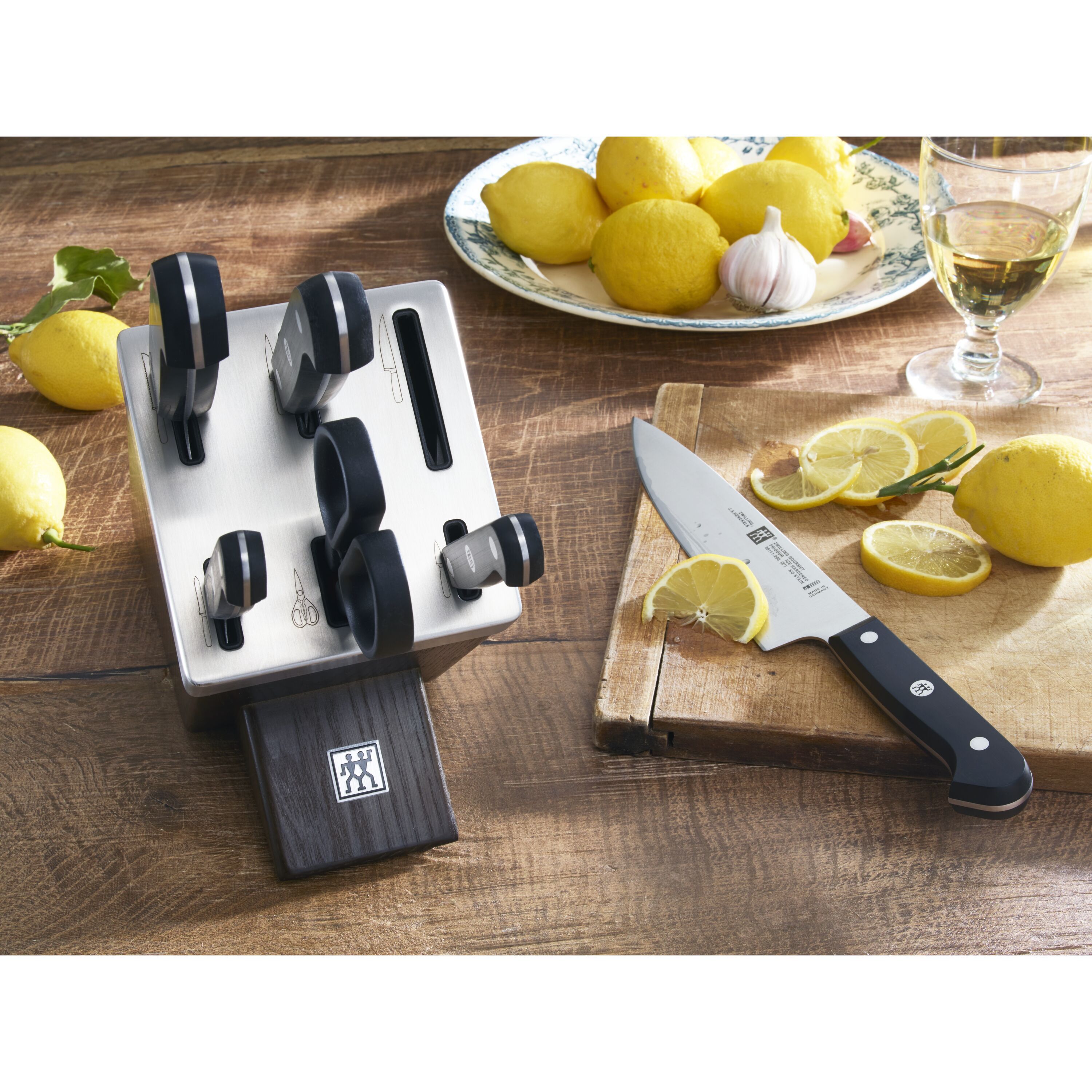 ZWILLING        Gourmet                7-tlg, Selbstschärfender Messerblock, Braun