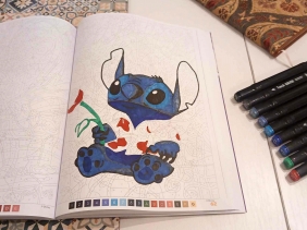 Zagadkowe rysunki Disney. Klasyka. Art therapy. Kolorowanka antystresowa
