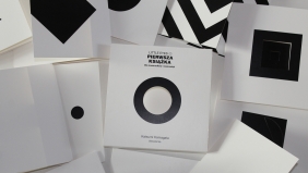 Pierwsza książka Little Eyes 1 (wyd. 2022)