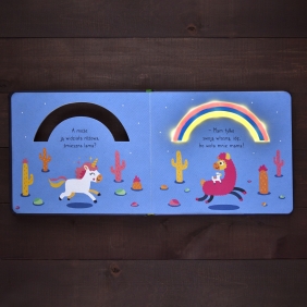 Akademia mądrego dziecka Wieczorynka. Seria ze światełkami. Dobranoc. jednorożcu