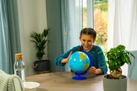 Ravensburger. Puzzle 3D: Dziecinny globus (12338)